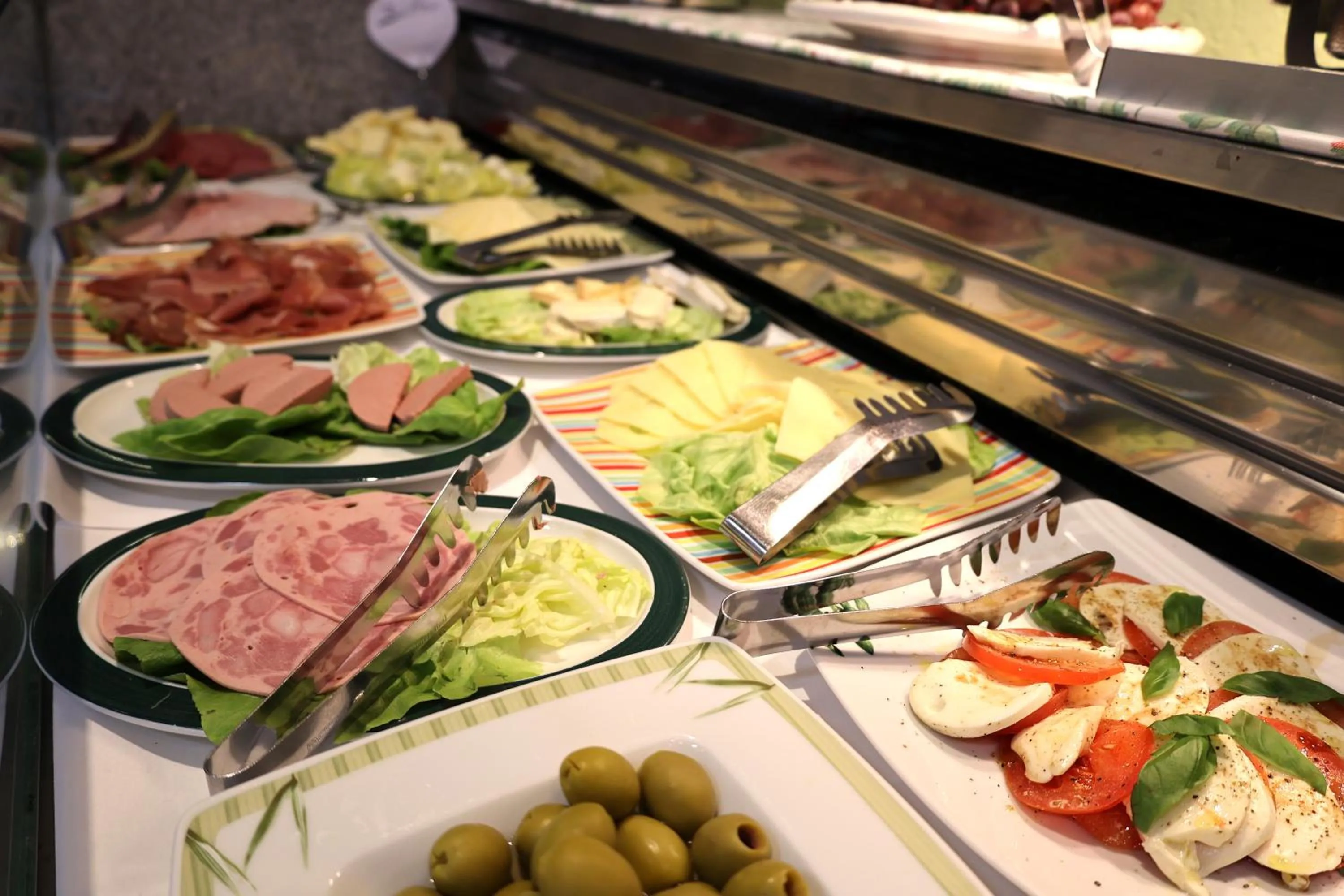 Food in Aparthotel Deutschmeister