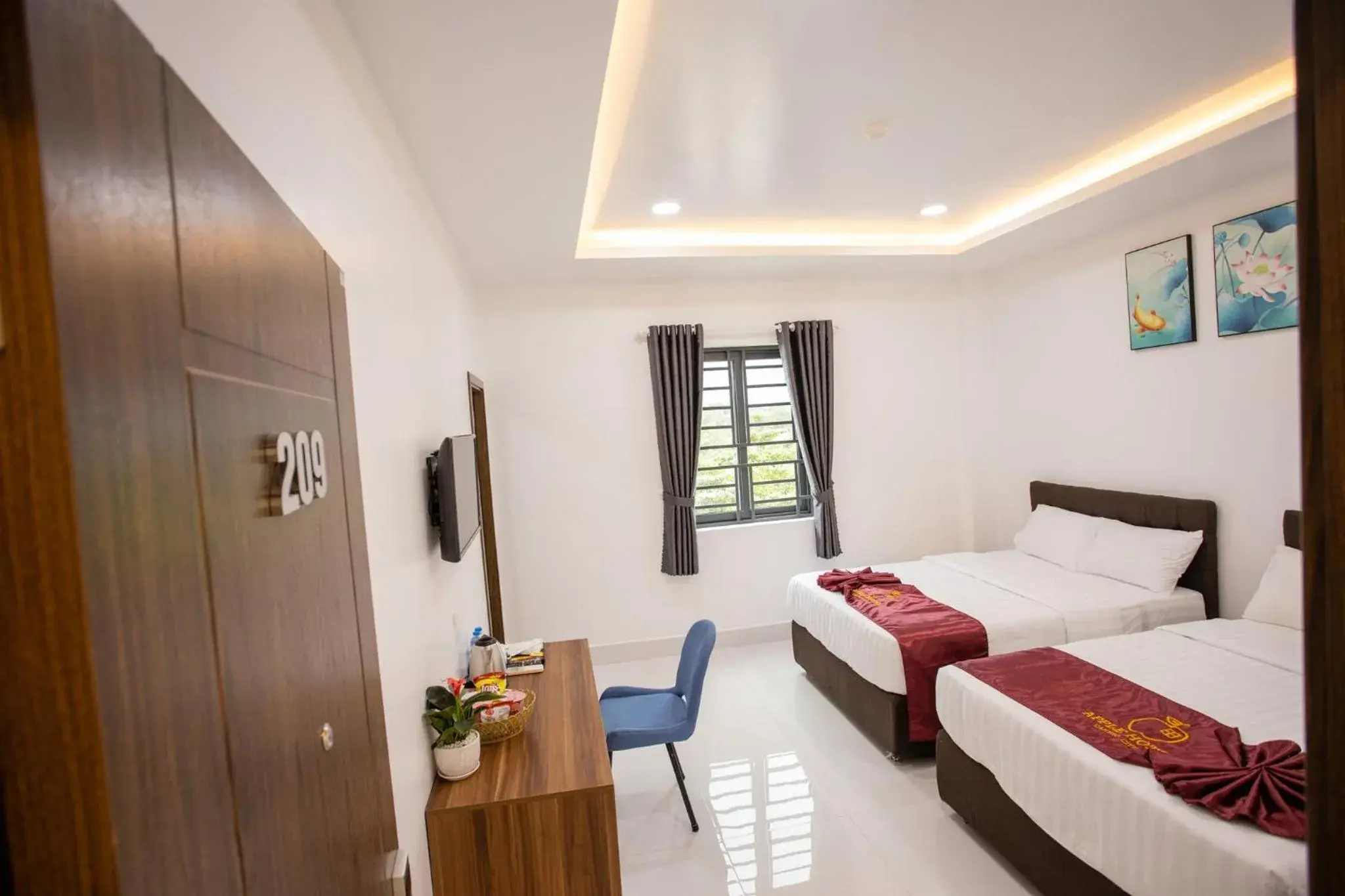 Bed in Apple Hotel Bed in Apple Hotel