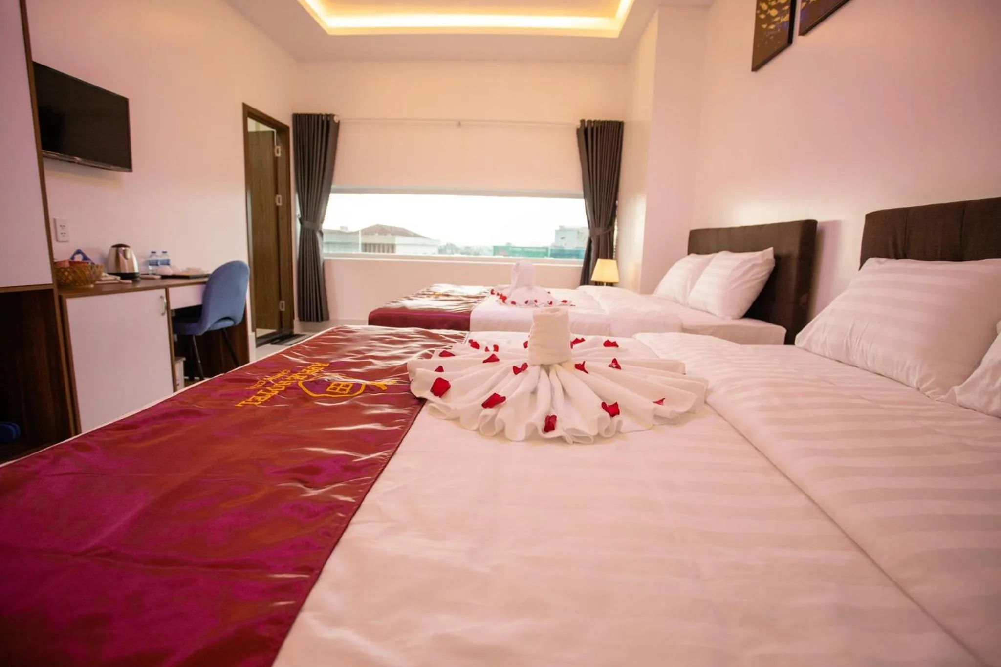 Bed in Apple Hotel