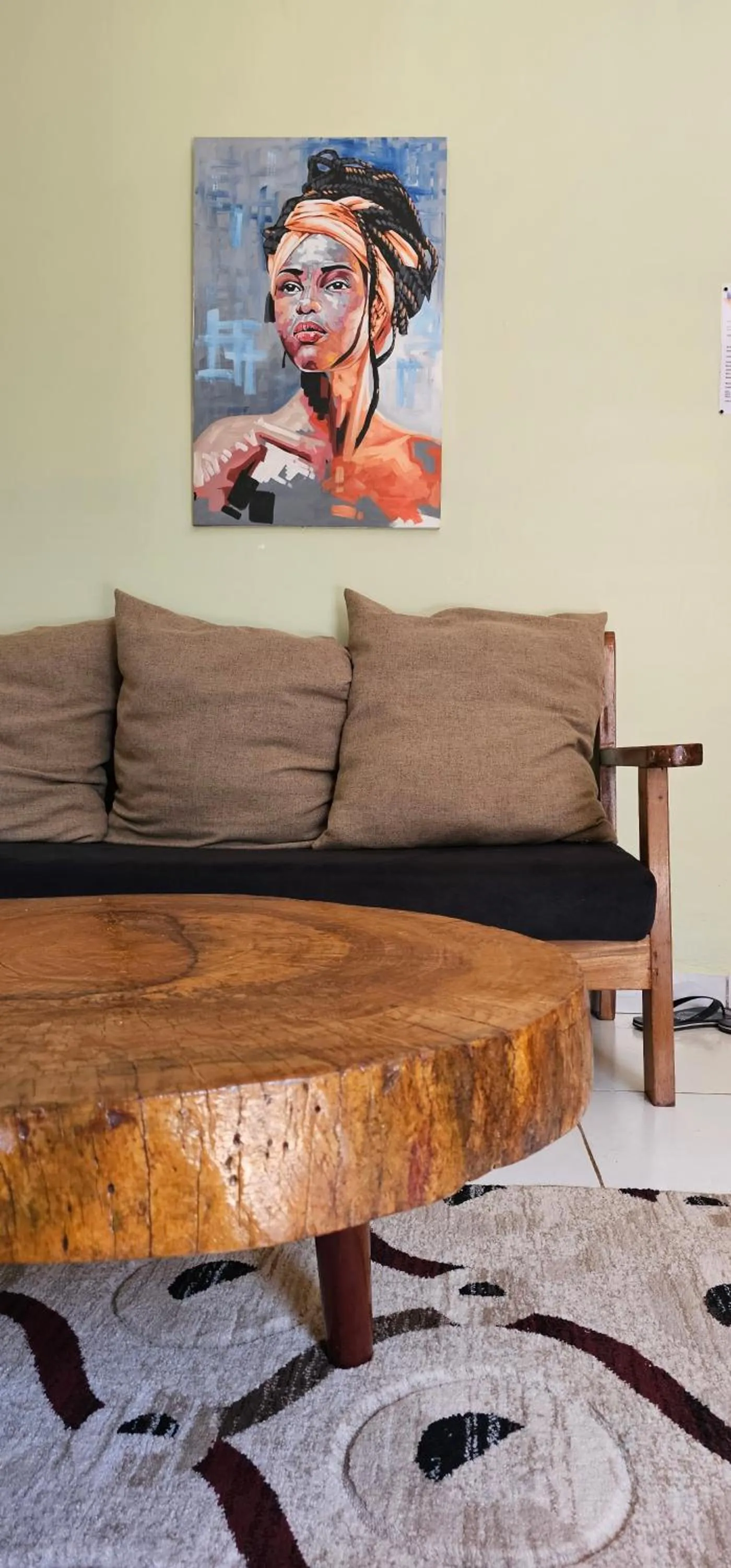 Living room in Northern Pearl