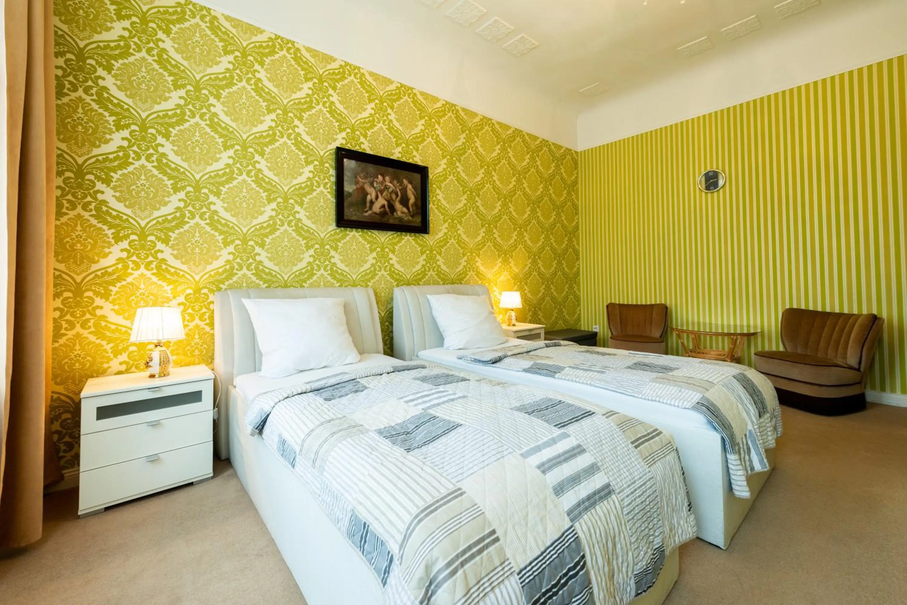 Bed in Hotel Pension Dahlem