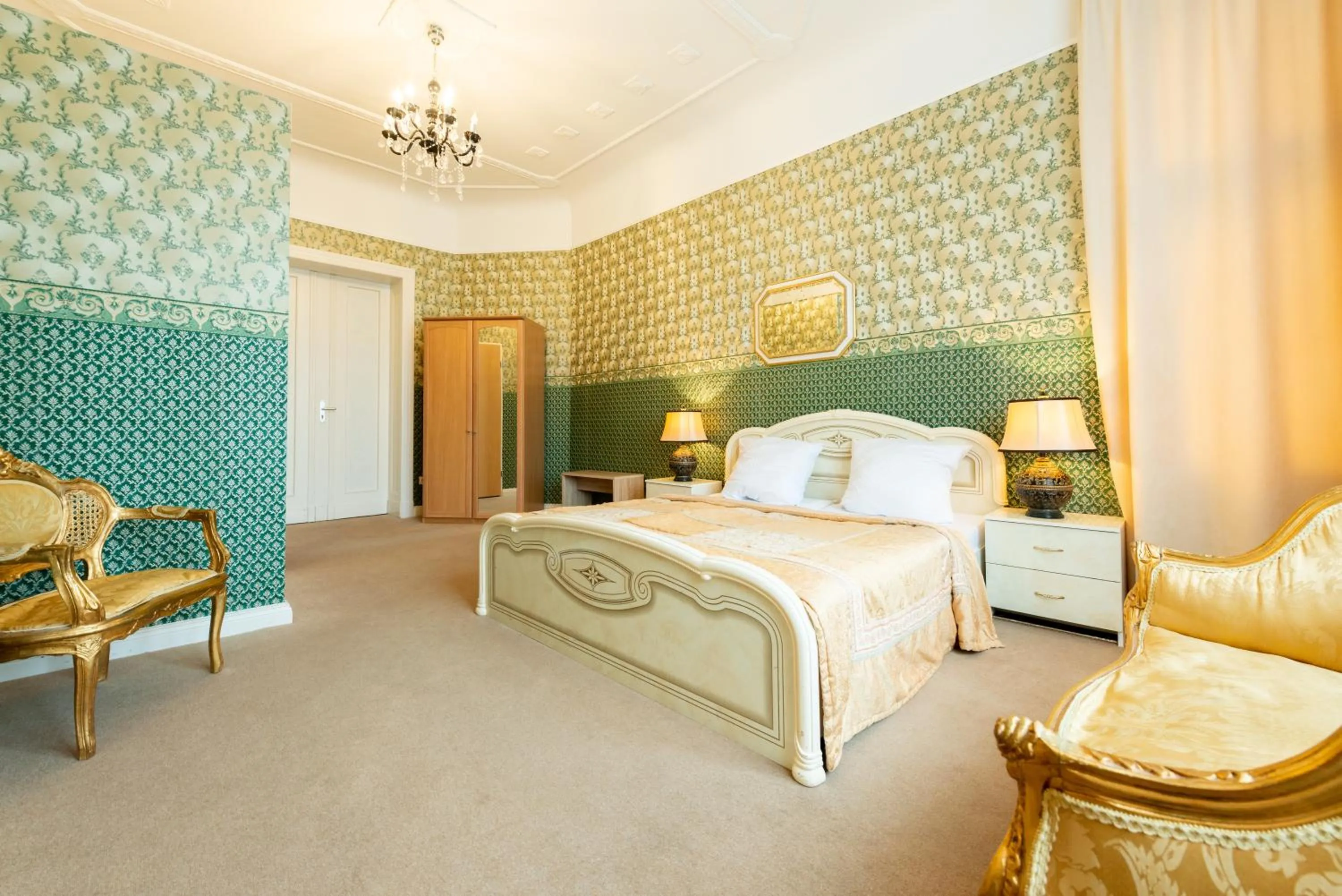 Bed in Hotel Pension Dahlem