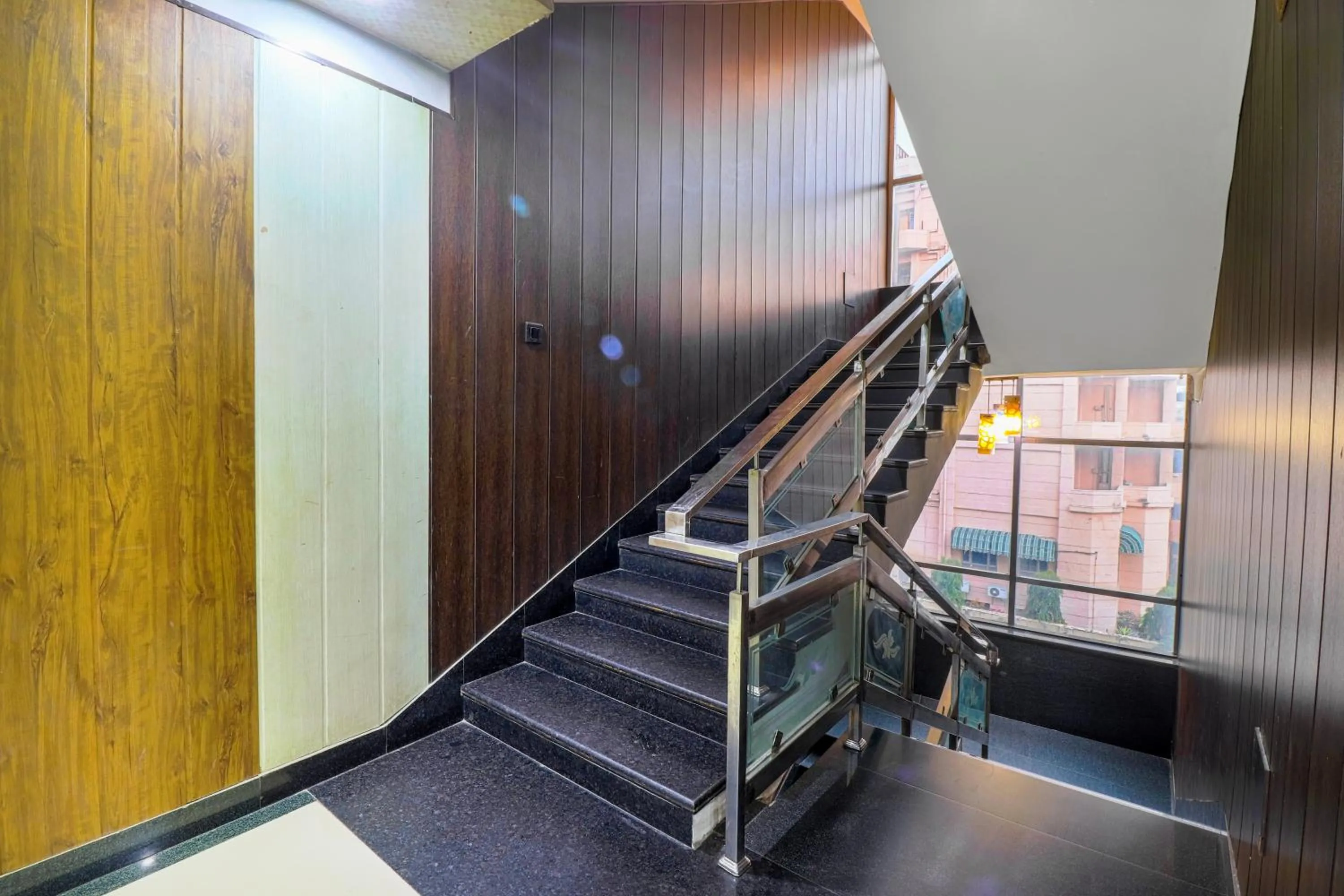 elevator in Oaktel Hotel Grand Shiva Near Ganga Ghat