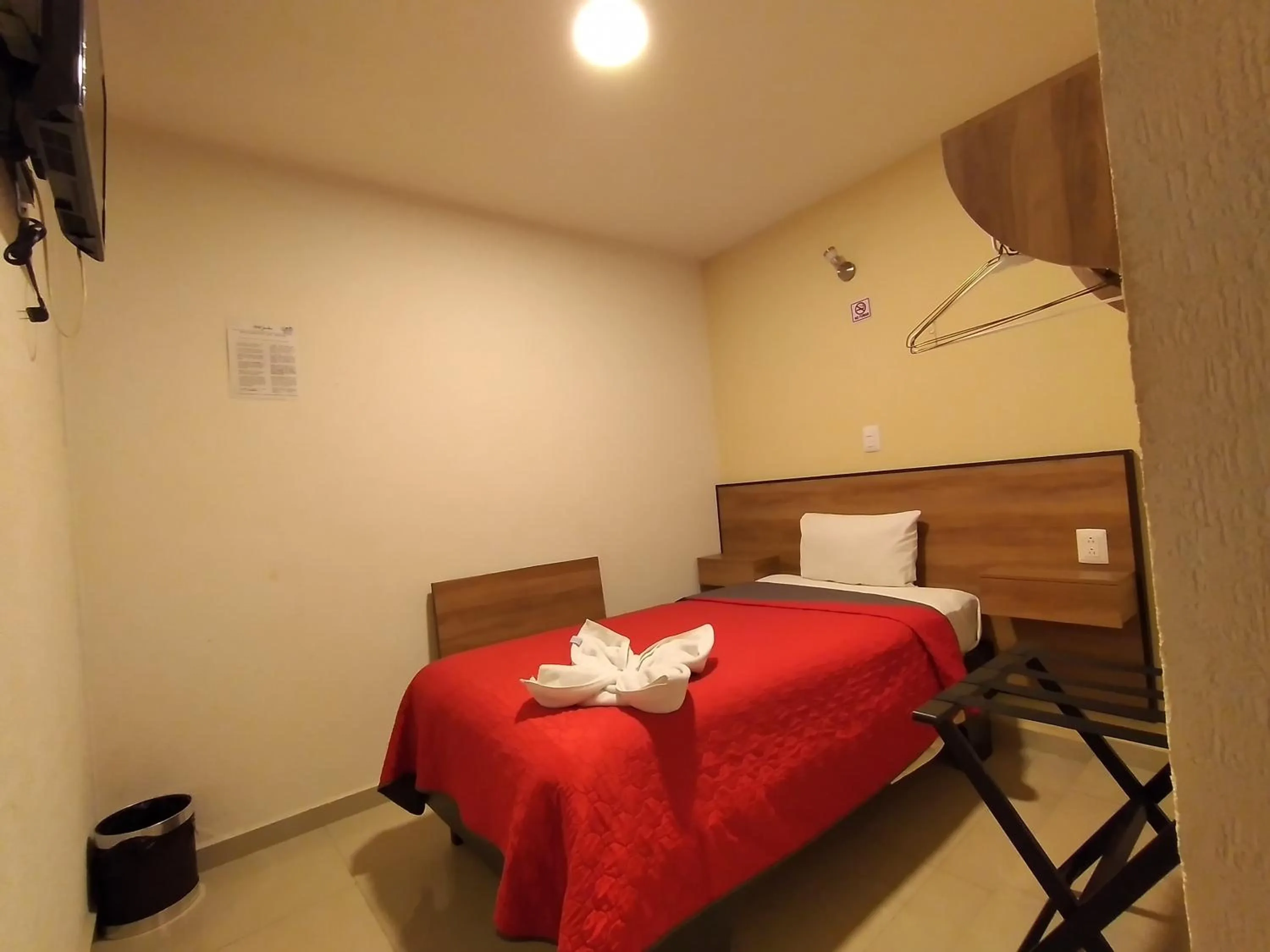 Photo of the whole room in HOTEL SAN JOSE