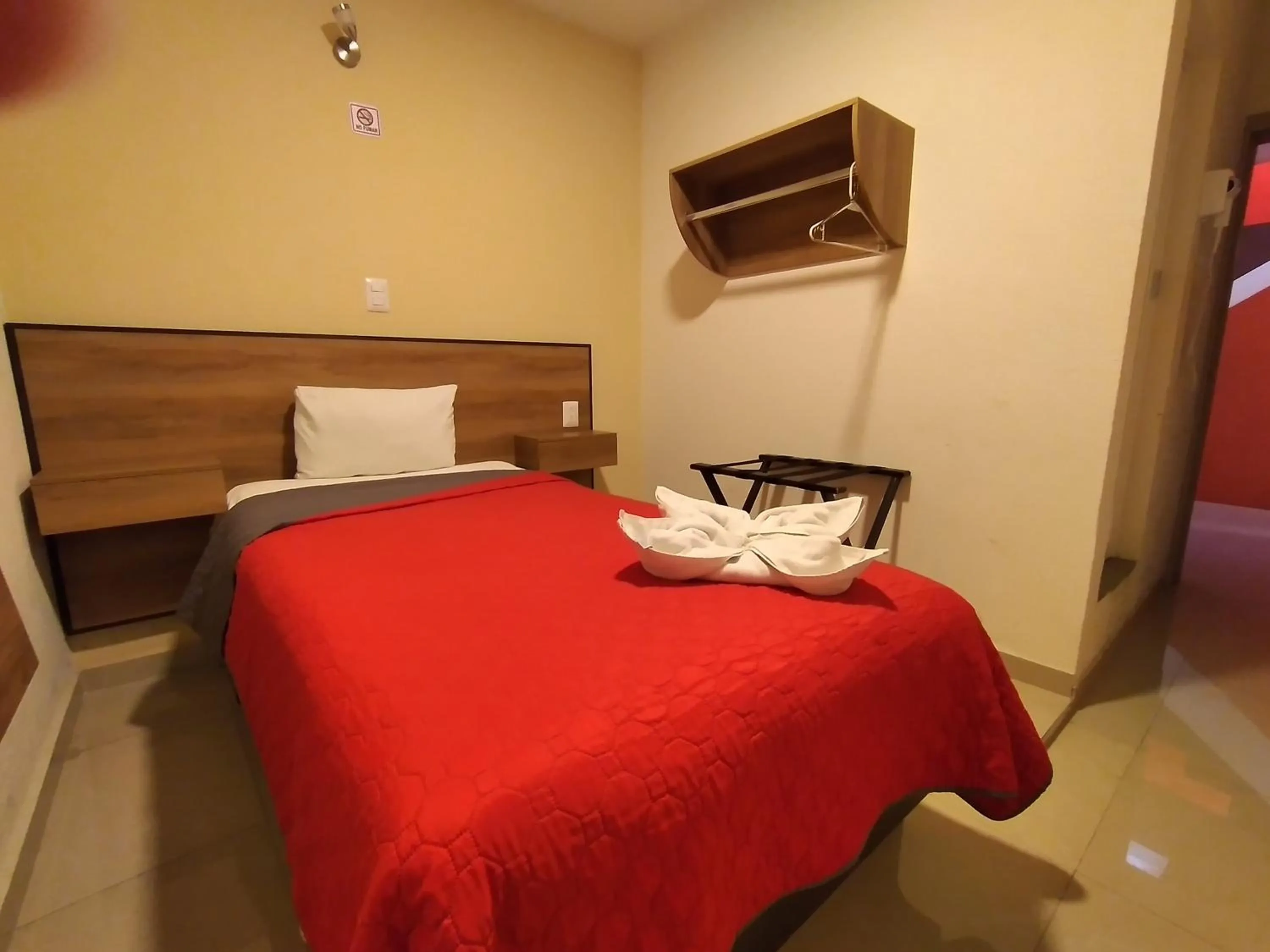 Photo of the whole room in HOTEL SAN JOSE