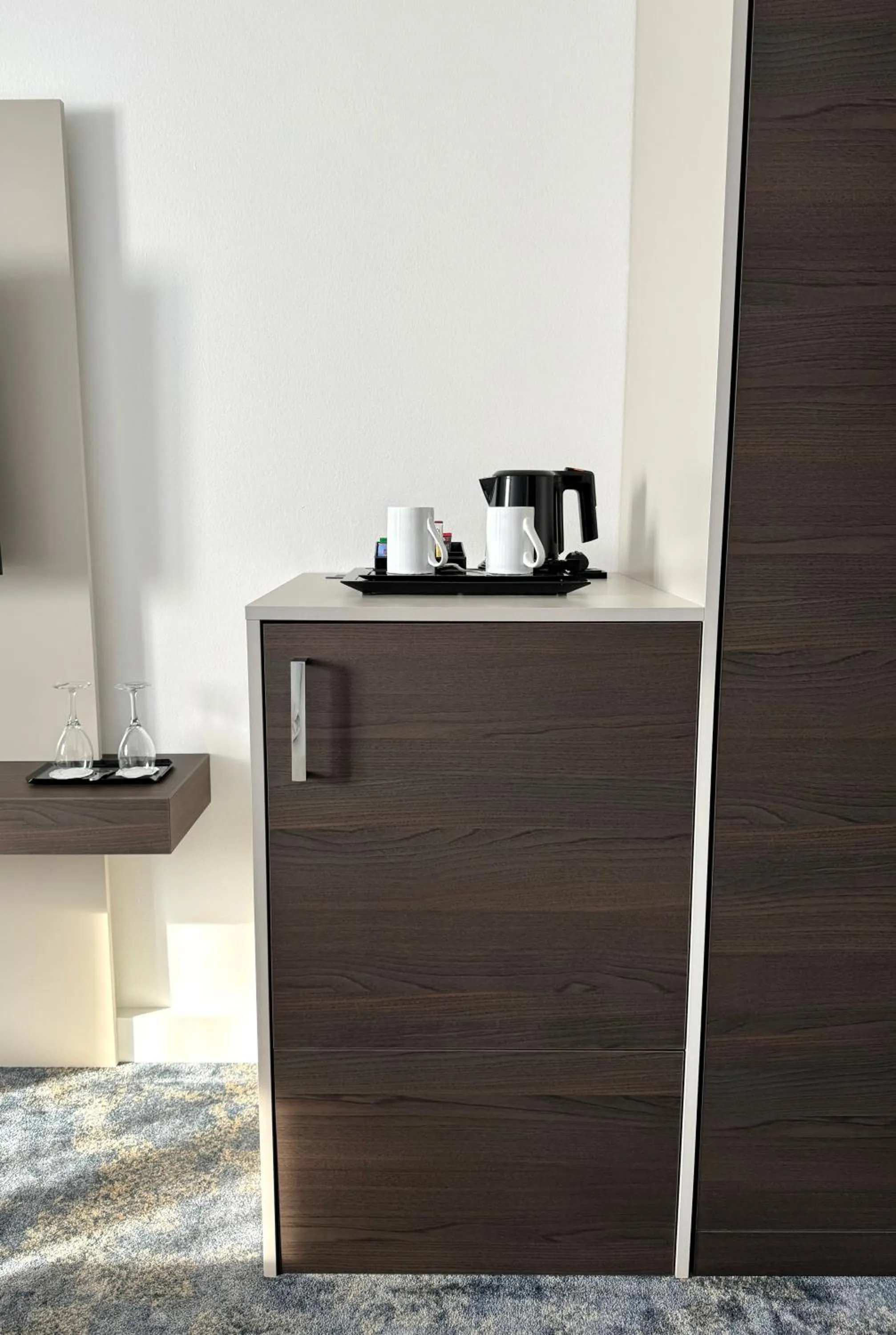 Coffee/tea facilities in Lindgart Hotel Minden