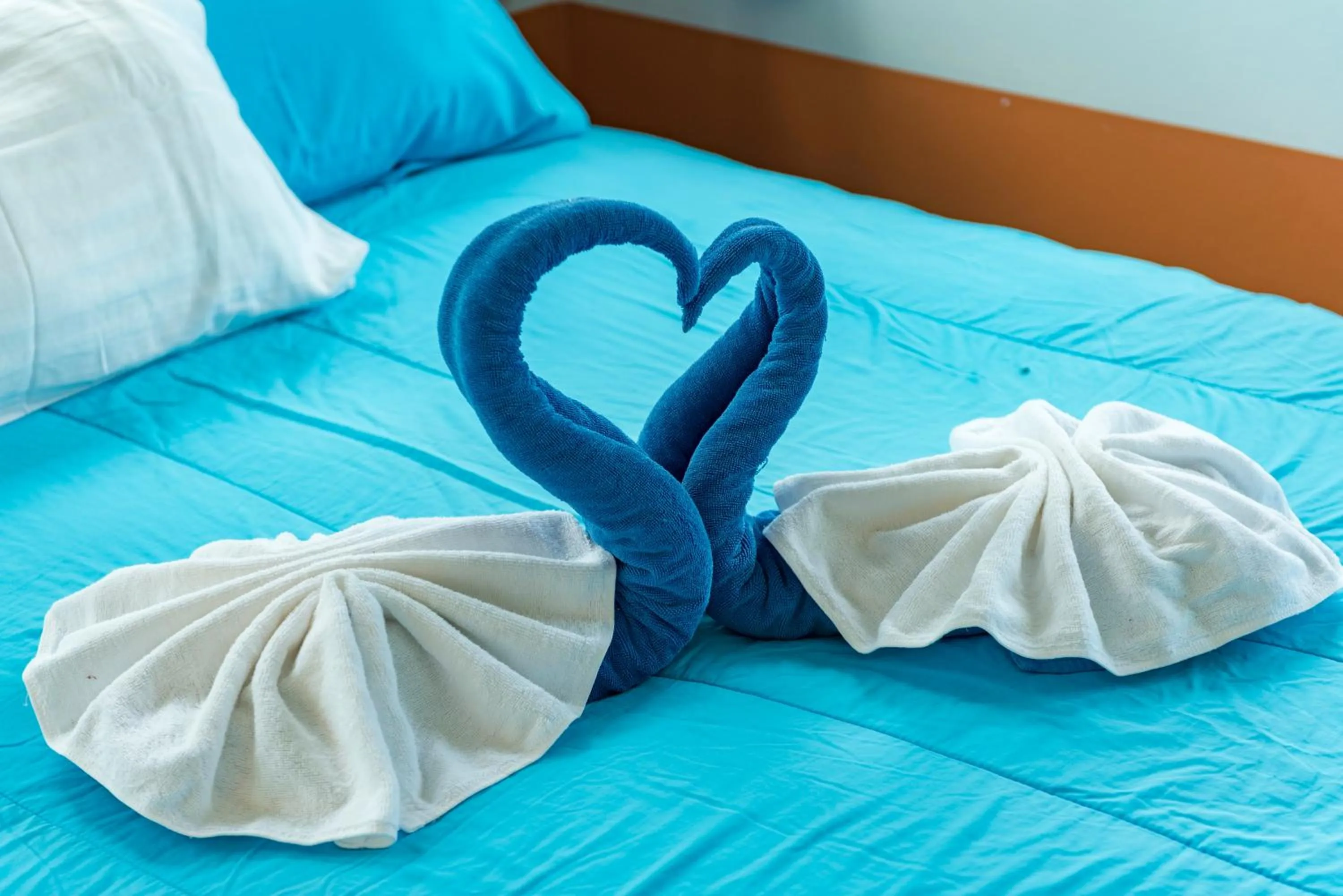 Bed in Sabai Beach Resort