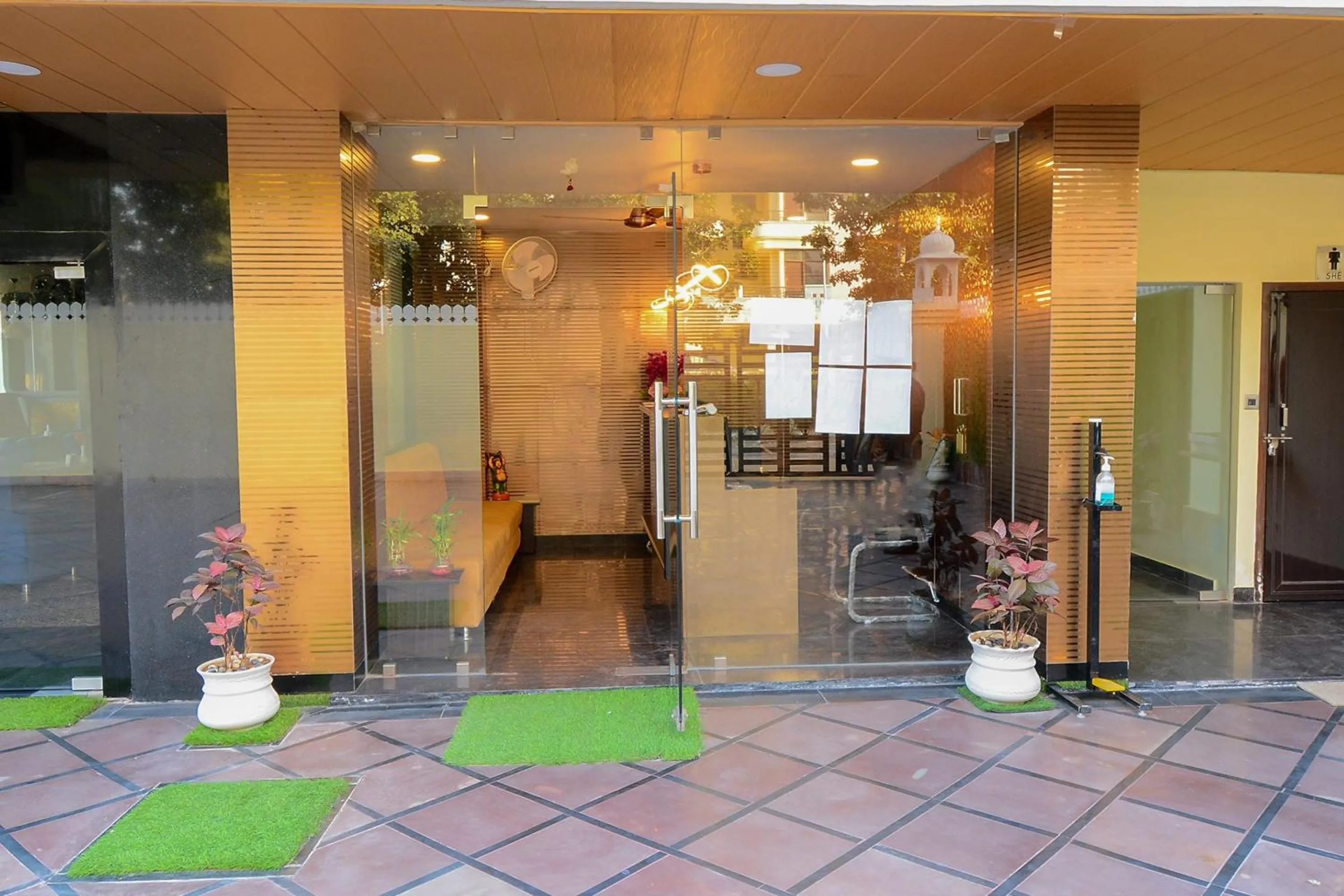 Lobby or reception in Hotel O Grand Lotus Inn