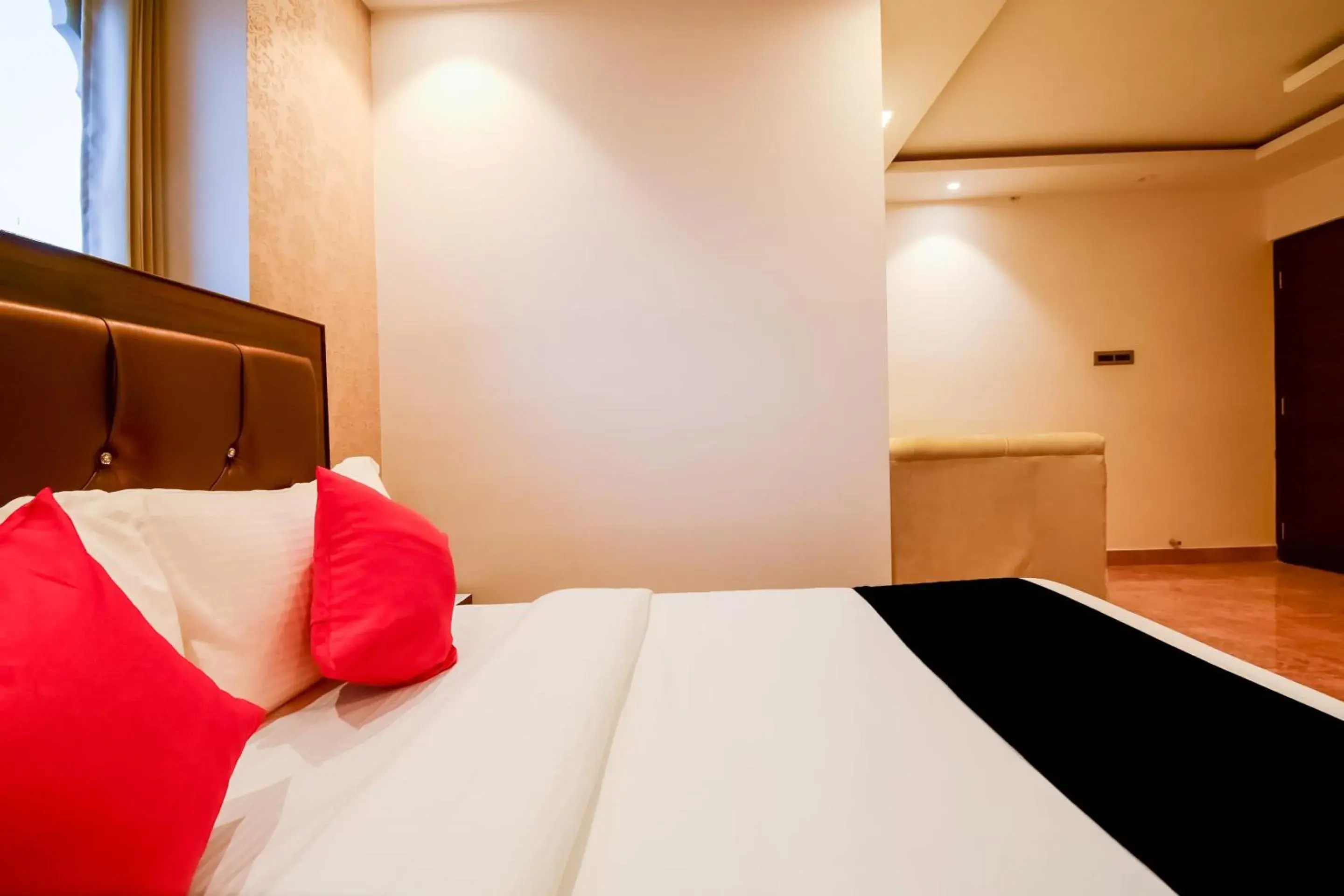 Bedroom, Bed in Hotel O Grand Lotus Inn Bedroom, Bed in Hotel O Grand Lotus Inn