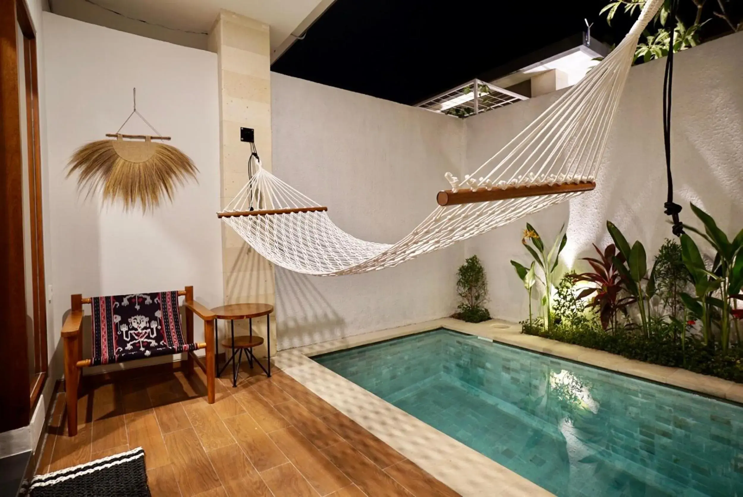 Swimming pool in Belle Astina Swimming pool in Belle Astina