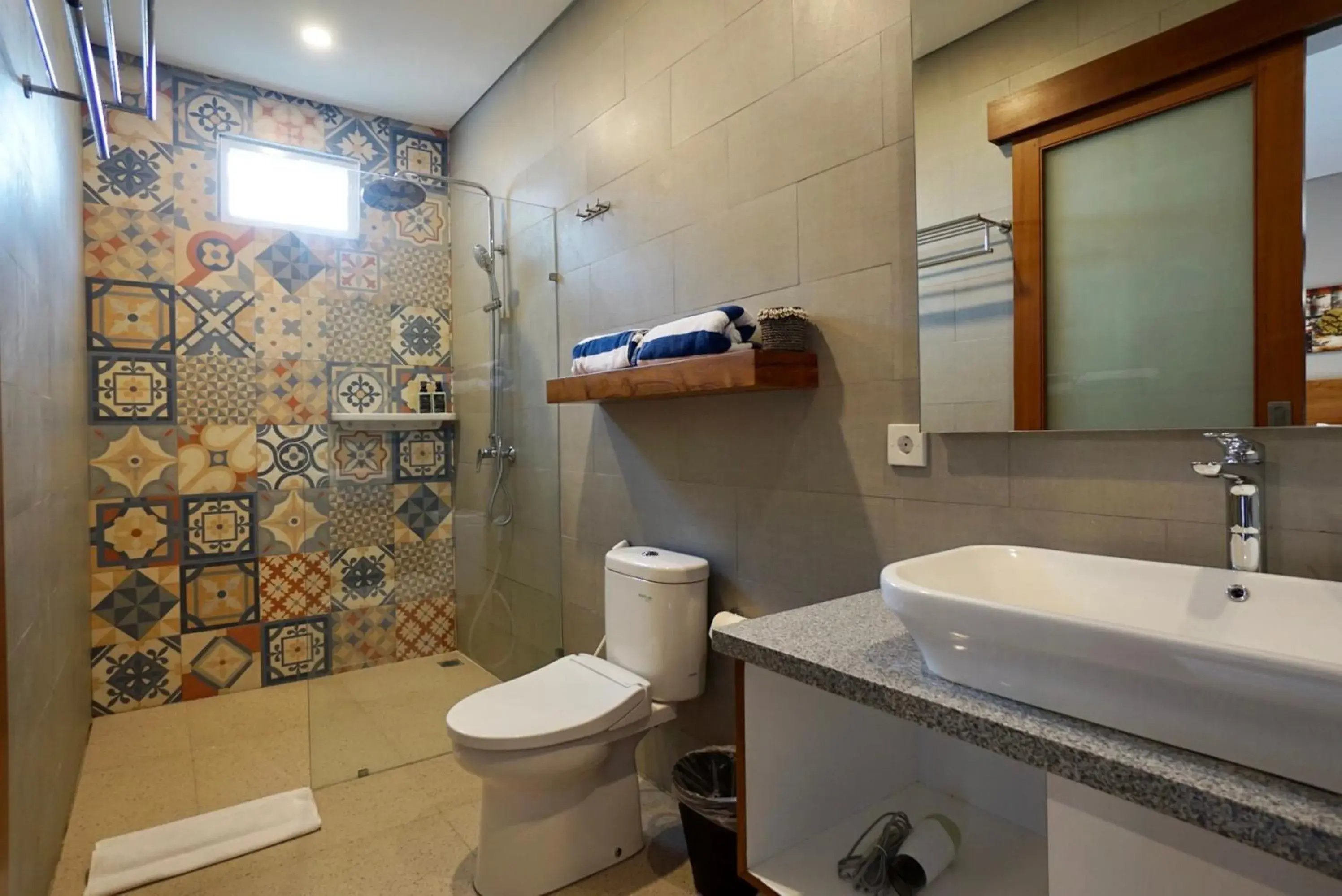 Bathroom in Belle Astina Bathroom in Belle Astina