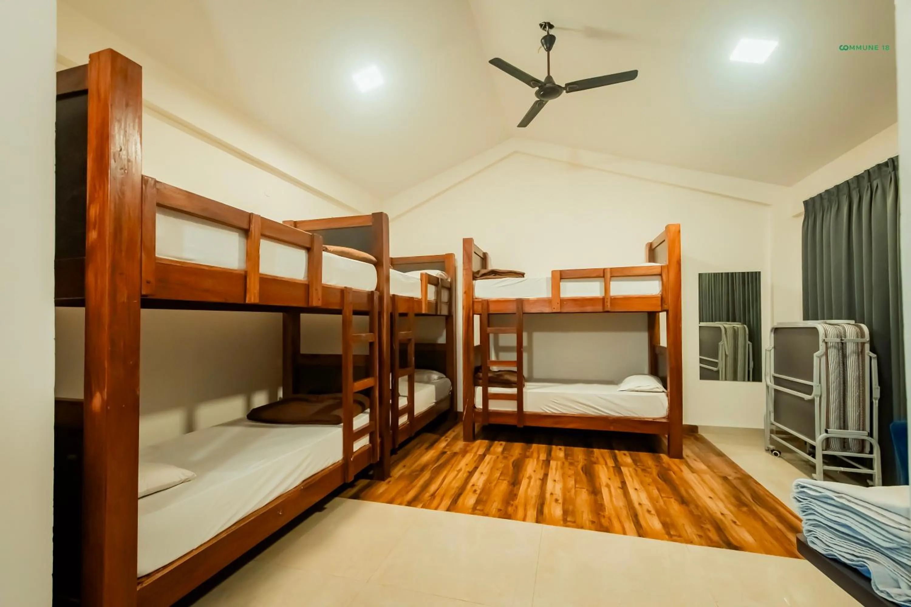 Bed in Commune18 Resort Chikmagalur