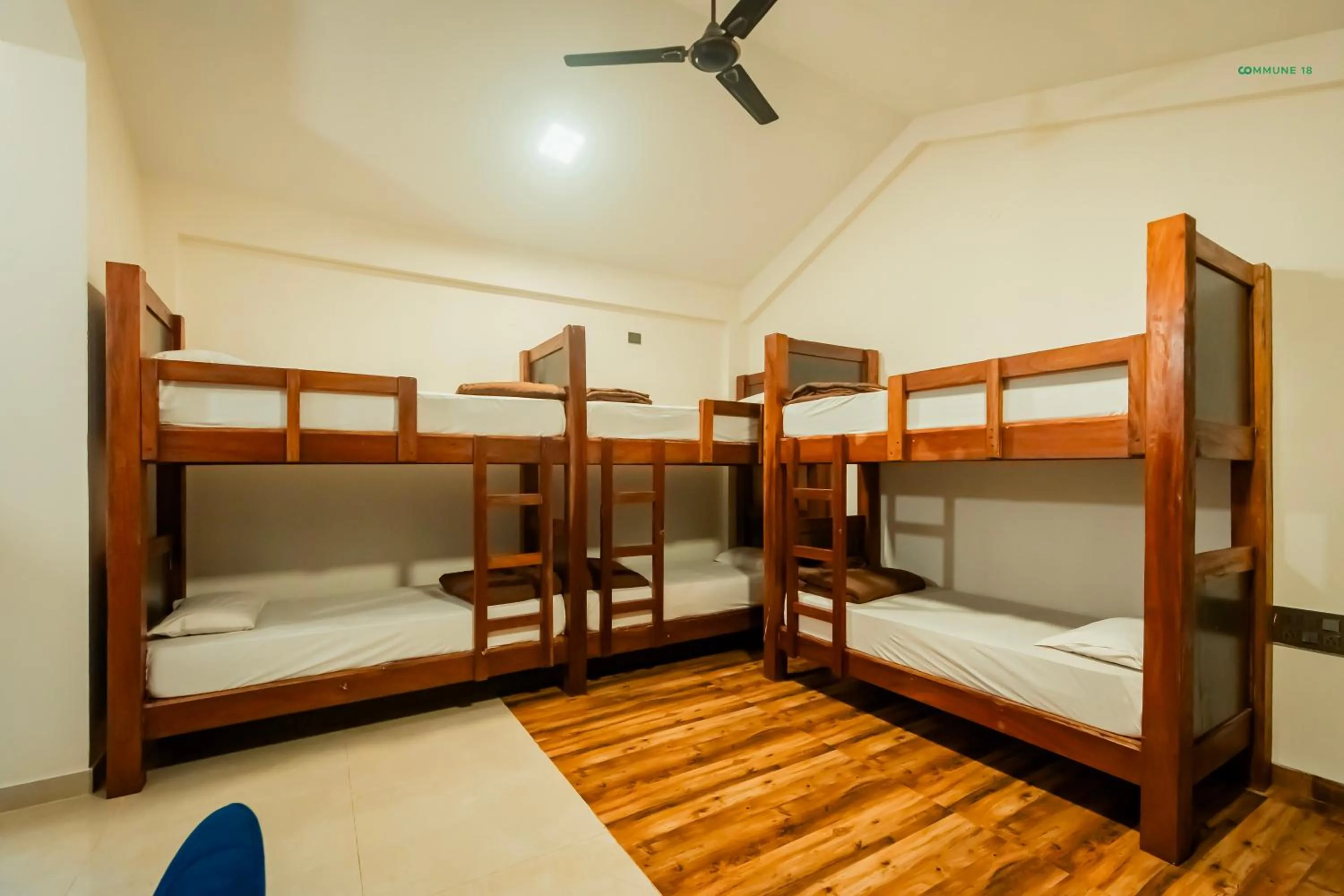 Bed in Commune18 Resort Chikmagalur