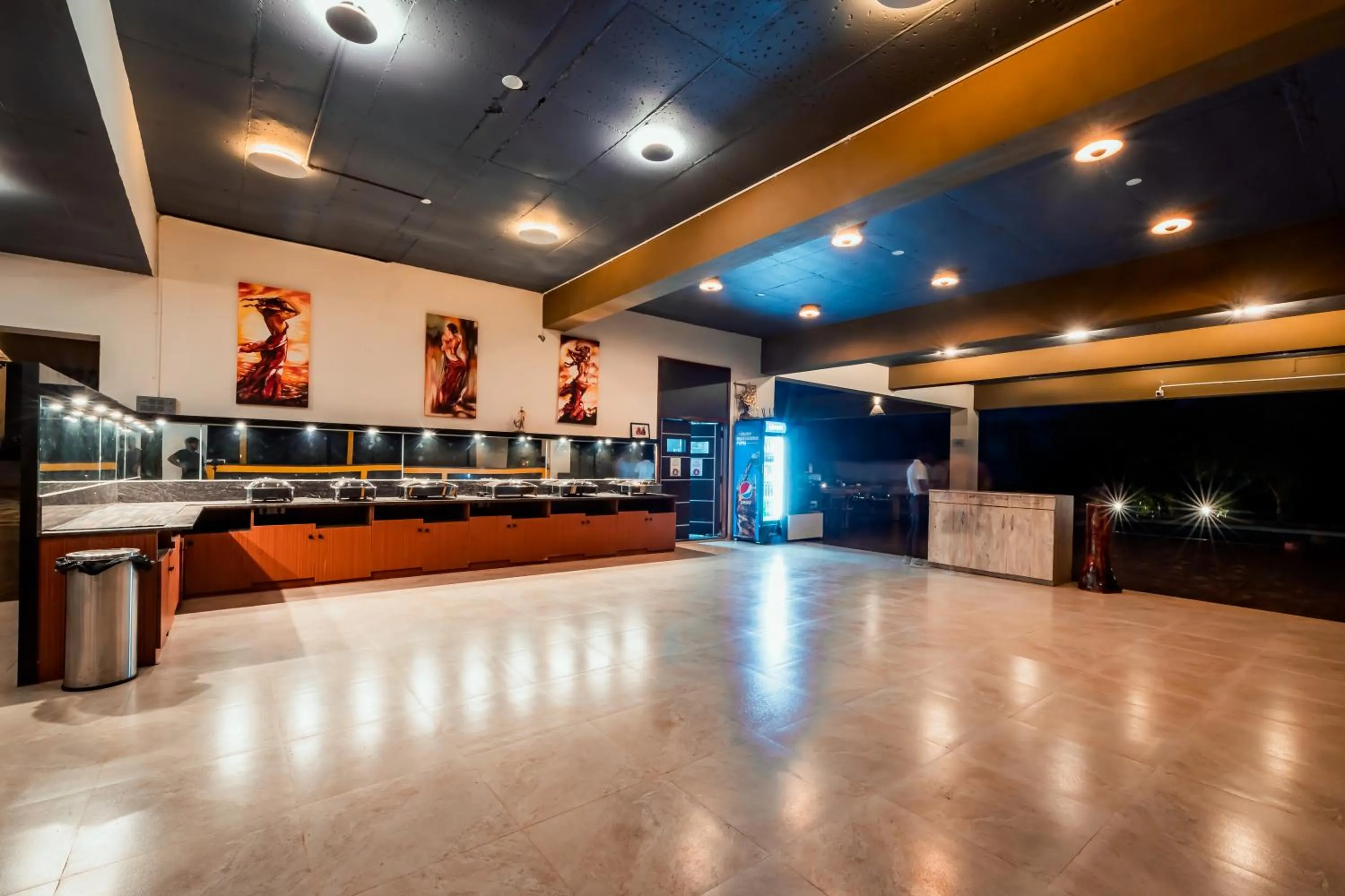 Lounge or bar in Commune18 Resort Chikmagalur