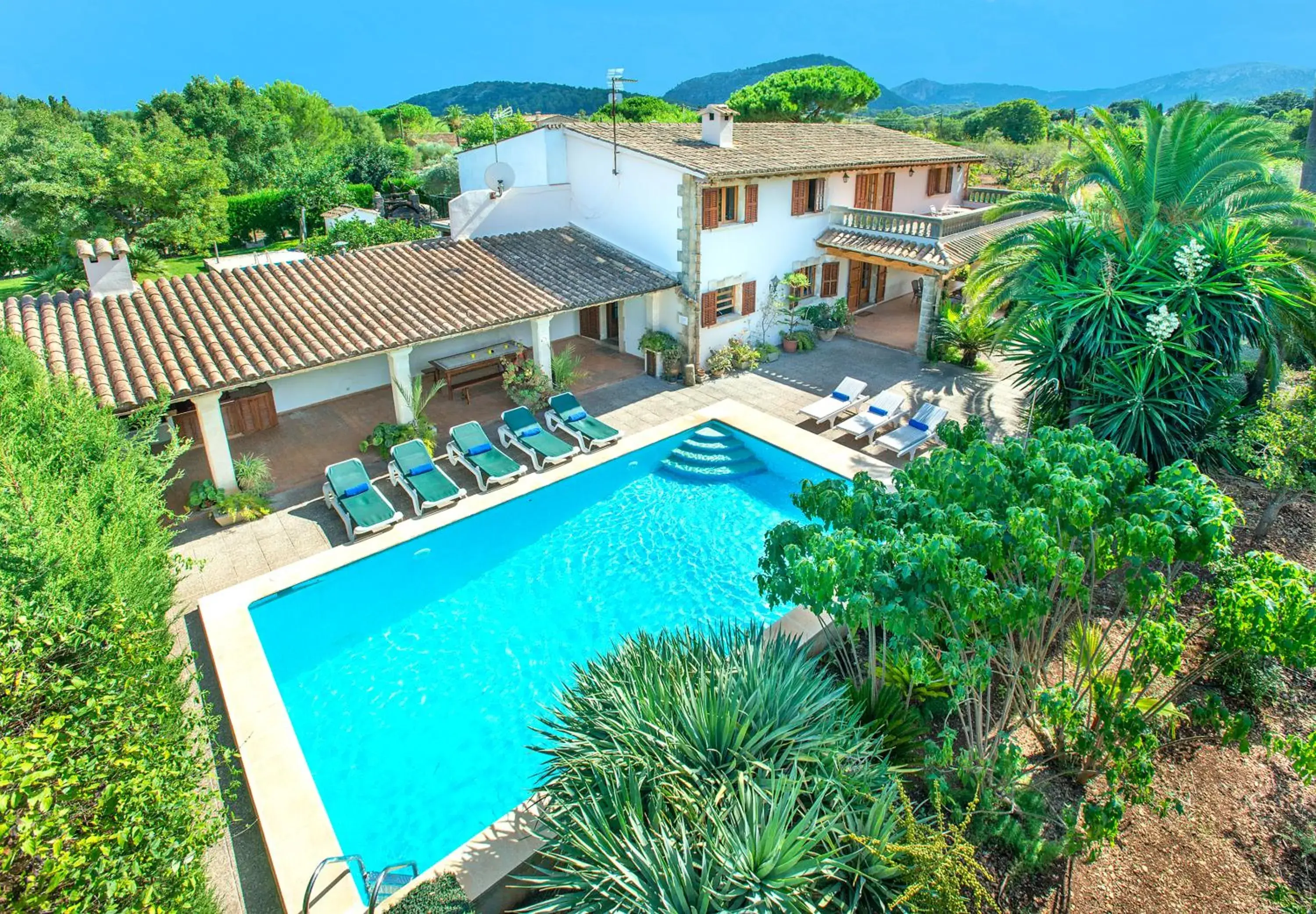 Owl Booking Villa La Font - Relax with a Big Pool Owl Booking Villa La Font - Relax with a Big Pool