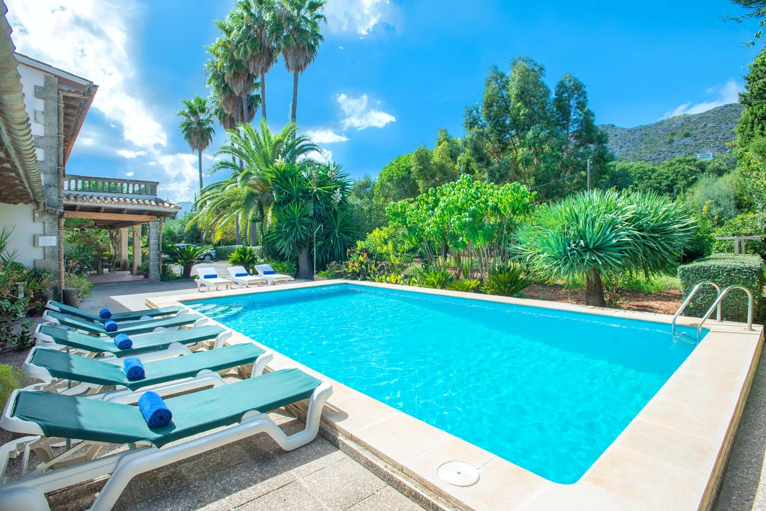 Owl Booking Villa La Font - Relax with a Big Pool