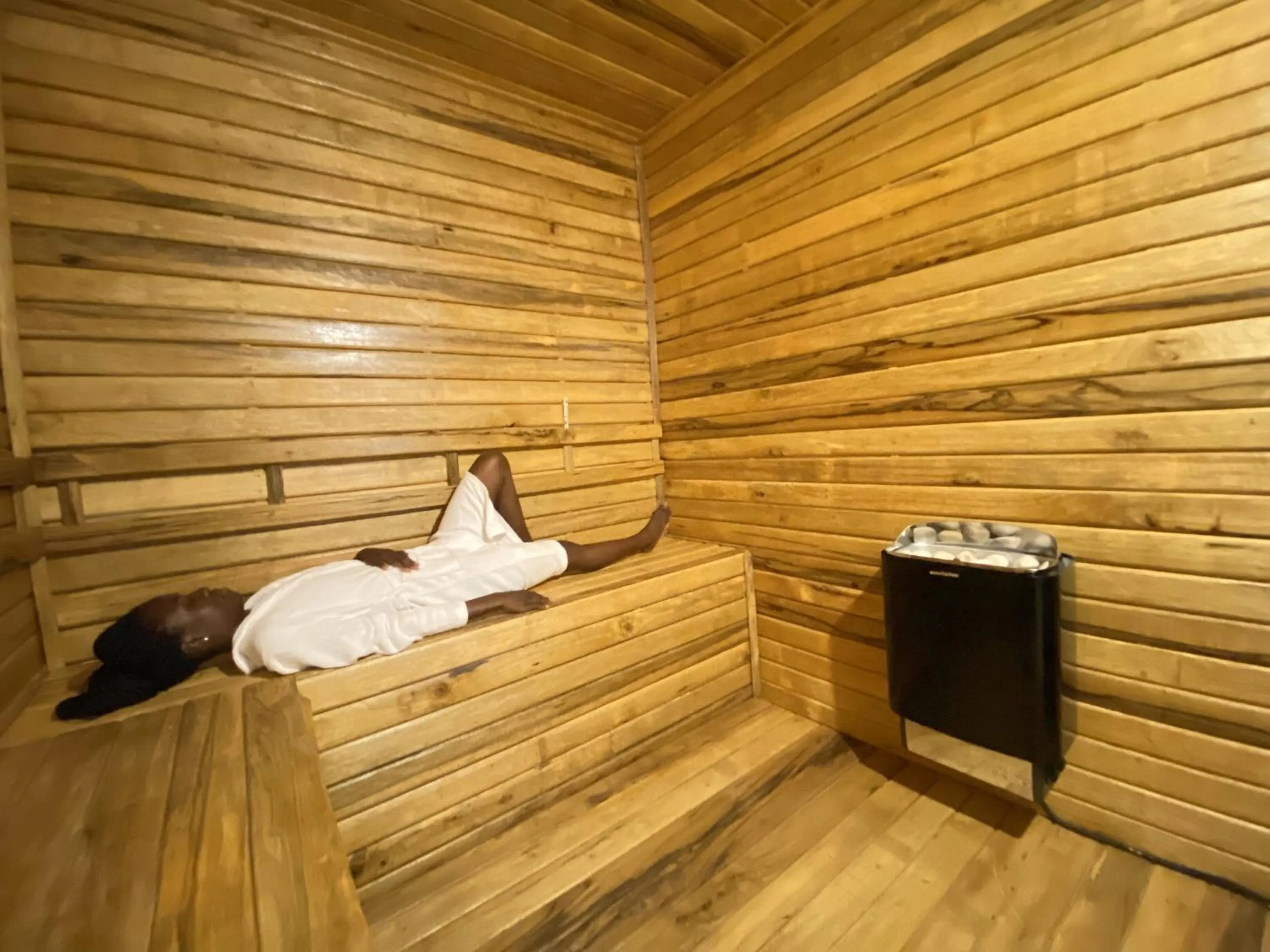 Sauna, Bed in Hôtel La Belle Etoile & SPA