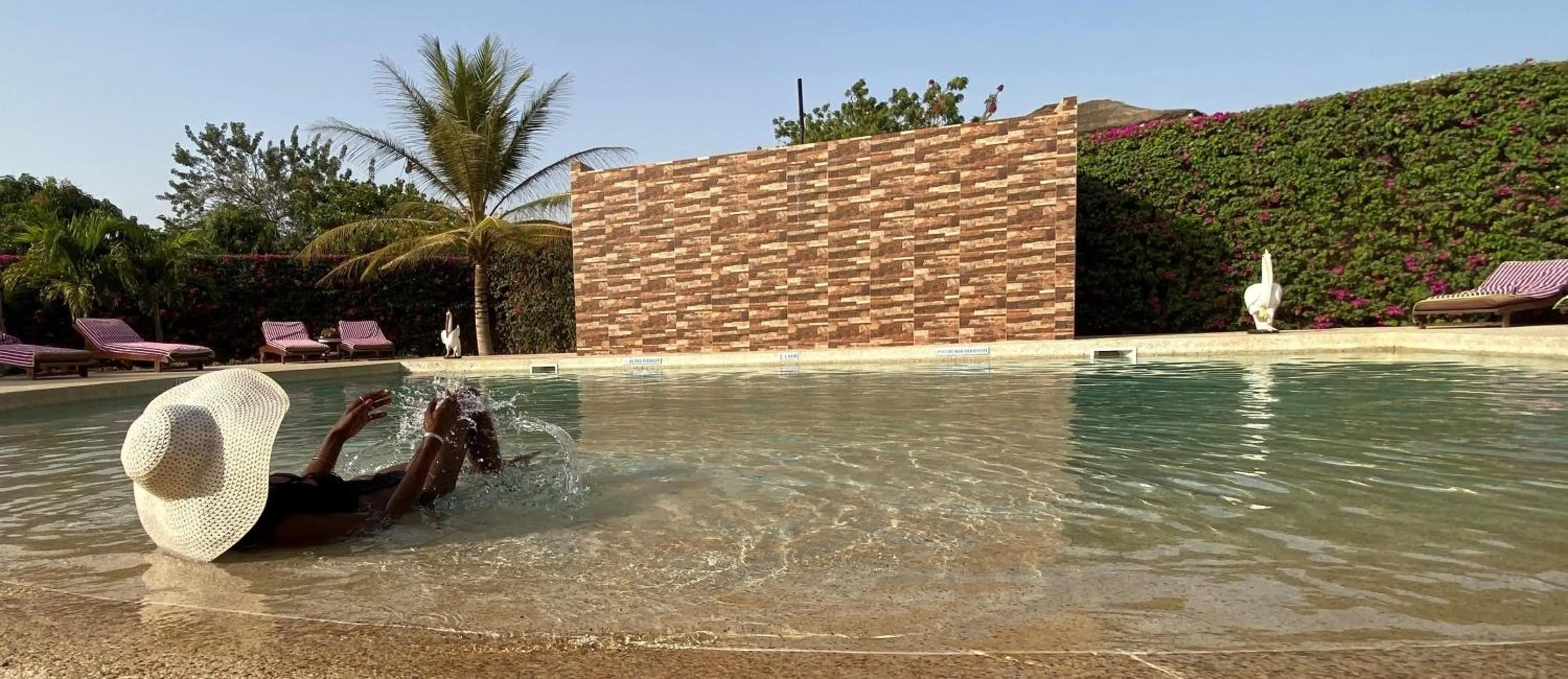 Swimming pool in Hôtel La Belle Etoile & SPA