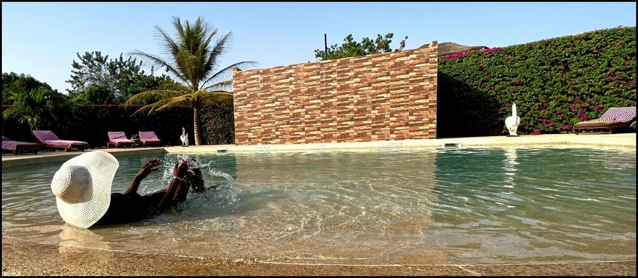 Swimming pool in Hôtel La Belle Etoile & SPA