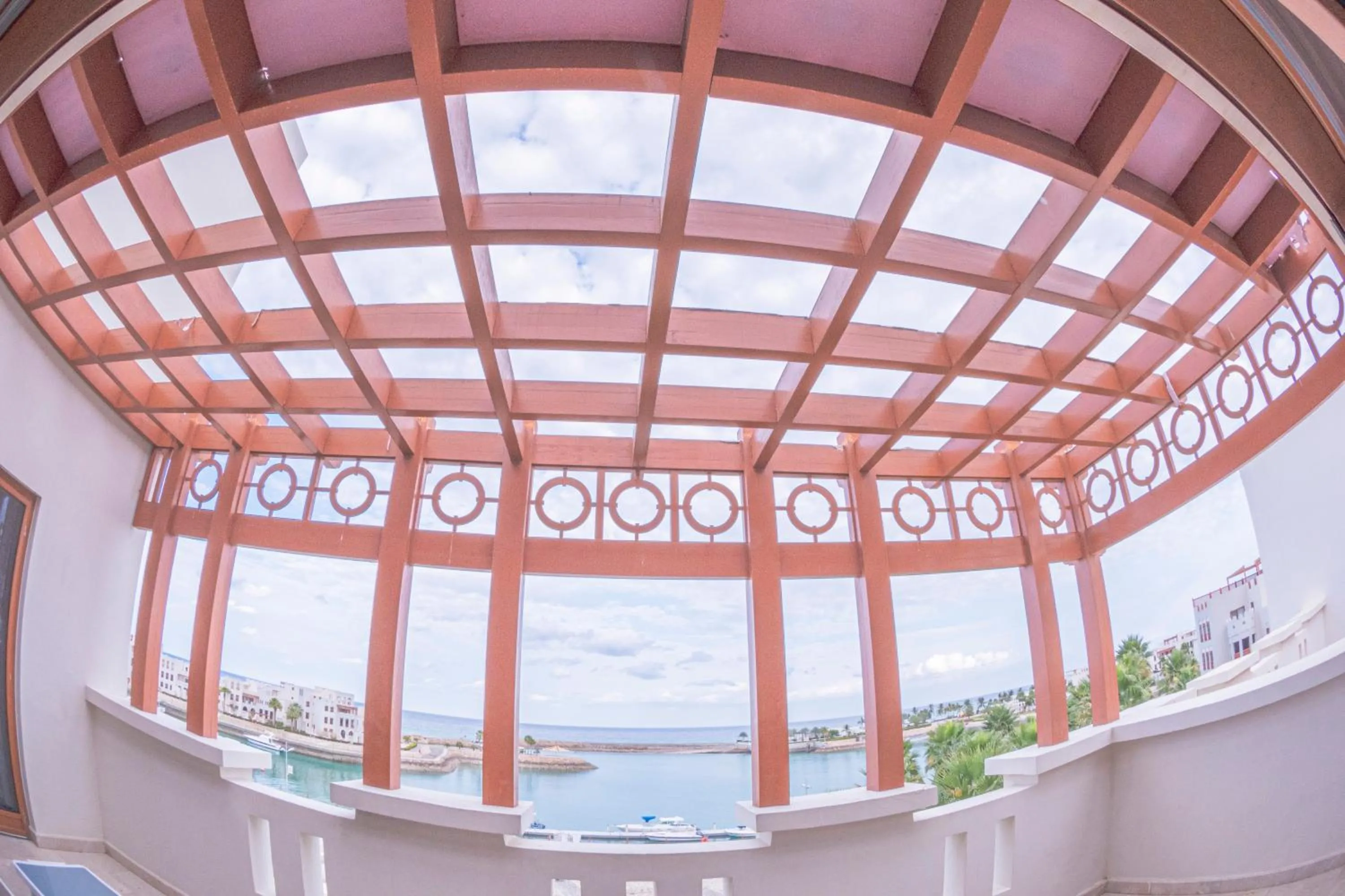 Two-Bedroom Apartment with Balcony and Terrace in Le Sifah - Marina View Apartments & Villa