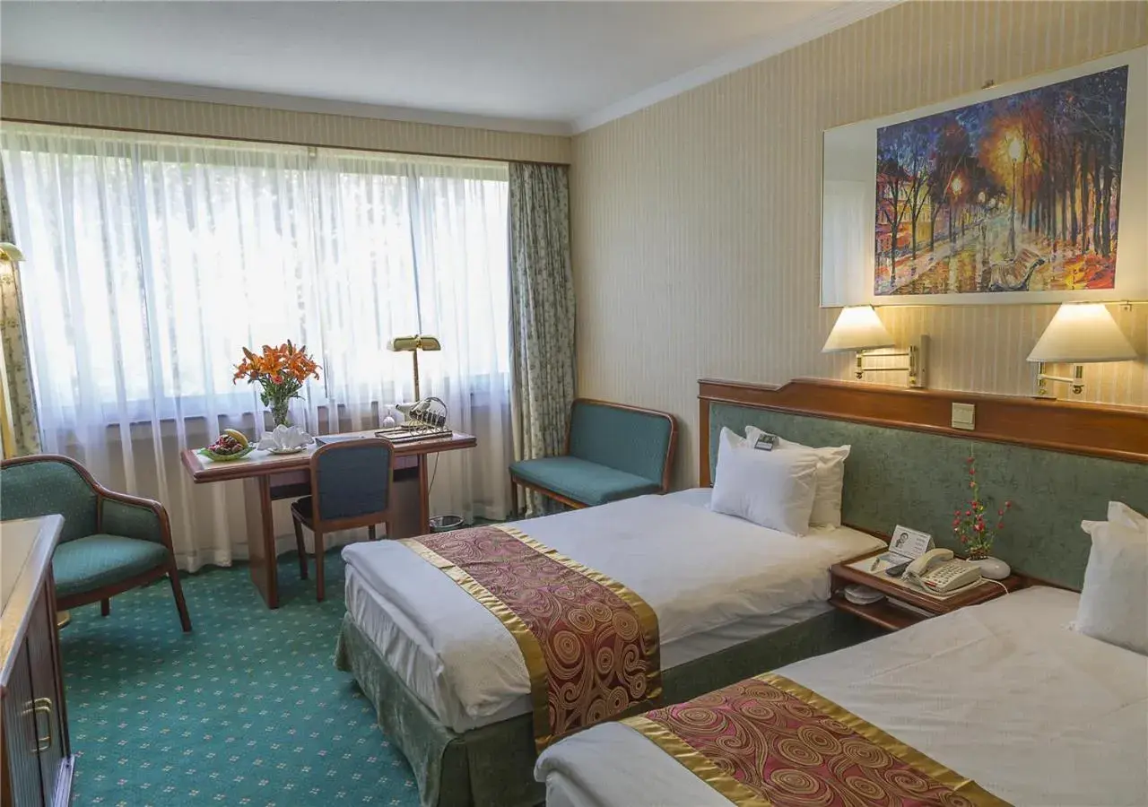 Bed in CITIC Hotel Beijing Airport Bed in CITIC Hotel Beijing Airport