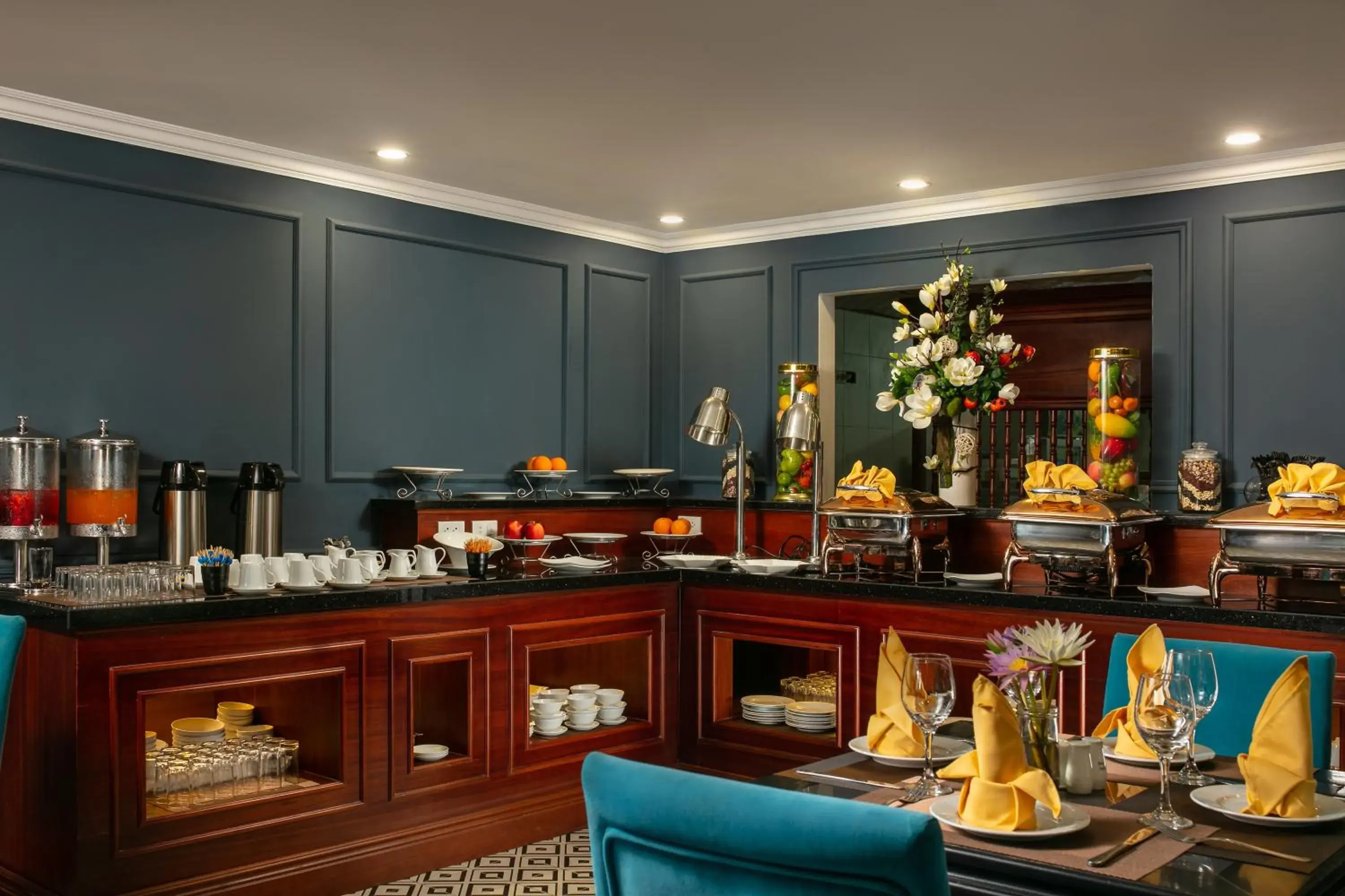 Breakfast in Hoi An Riverside Villas & Apartments Breakfast in Hoi An Riverside Villas & Apartments