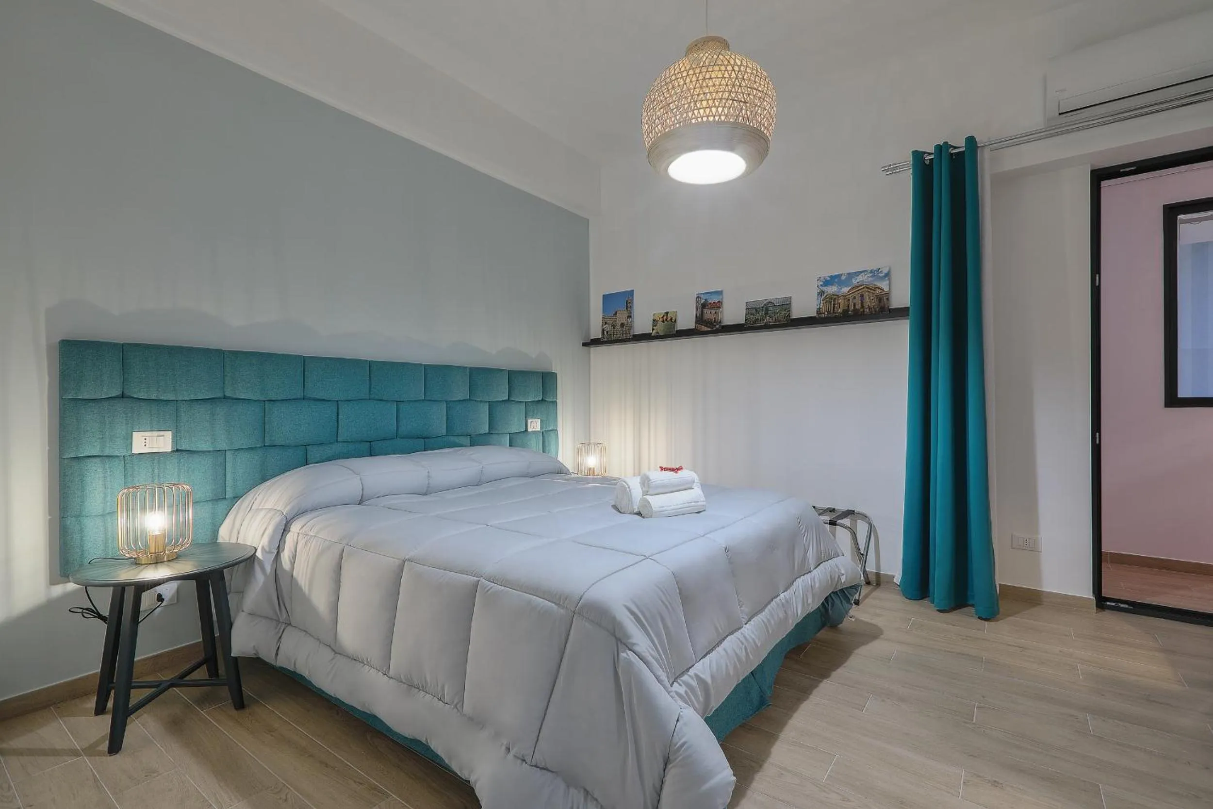 Bed in Meridiana B&B