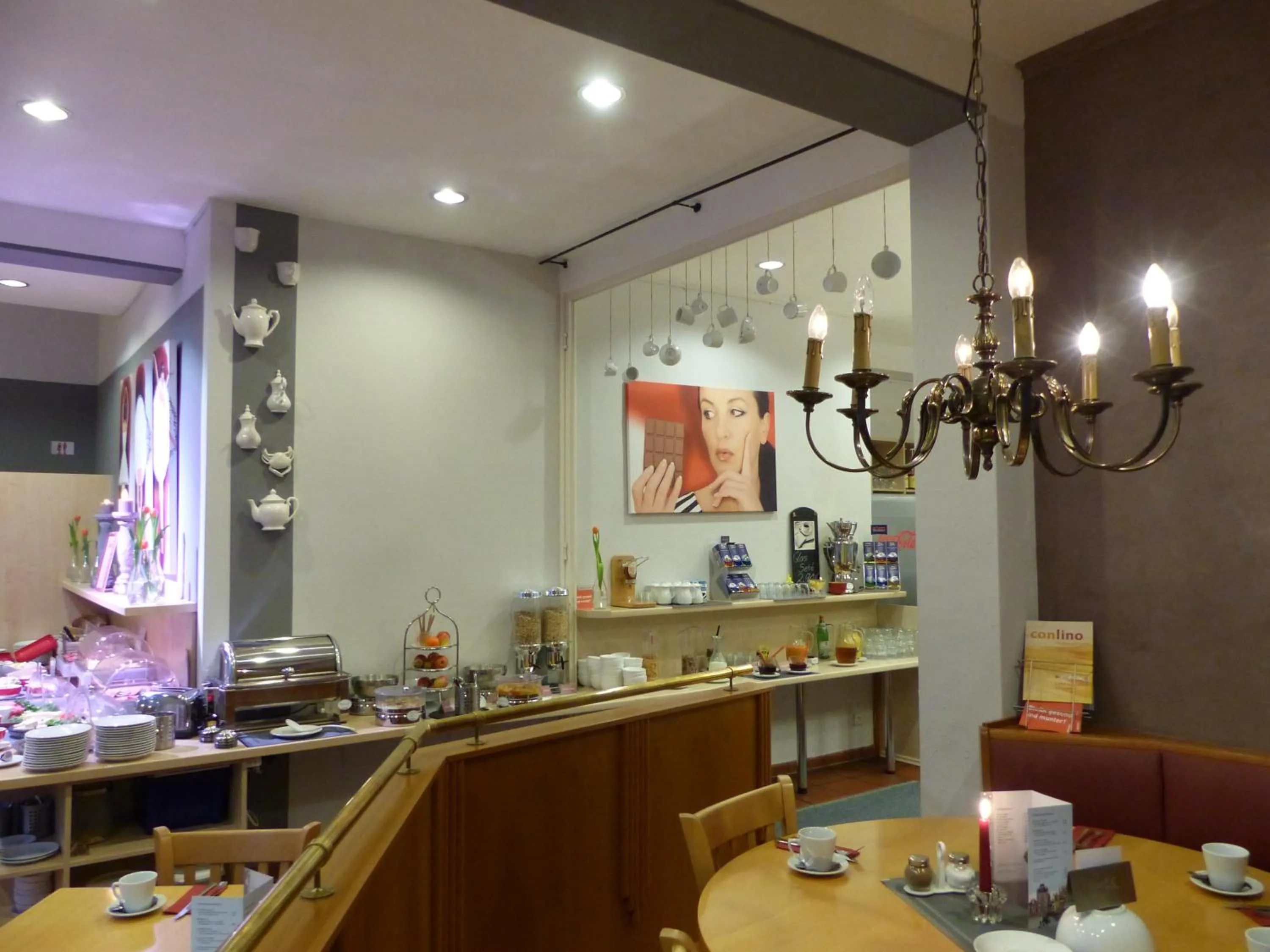 Restaurant/places to eat in Hotel Nibelungen Hof