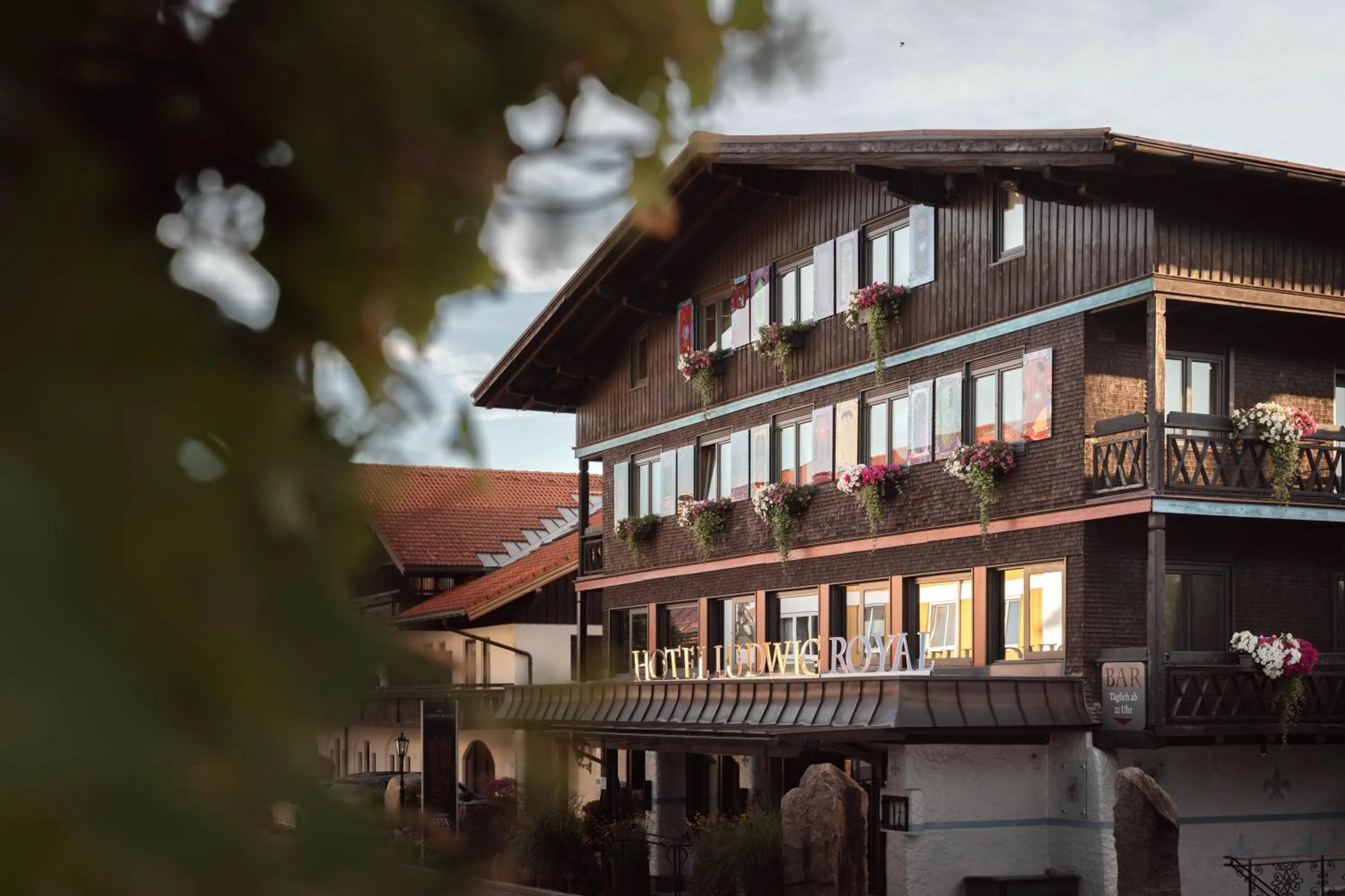 Property building in Alpin & Wellness Resort Ludwig Royal