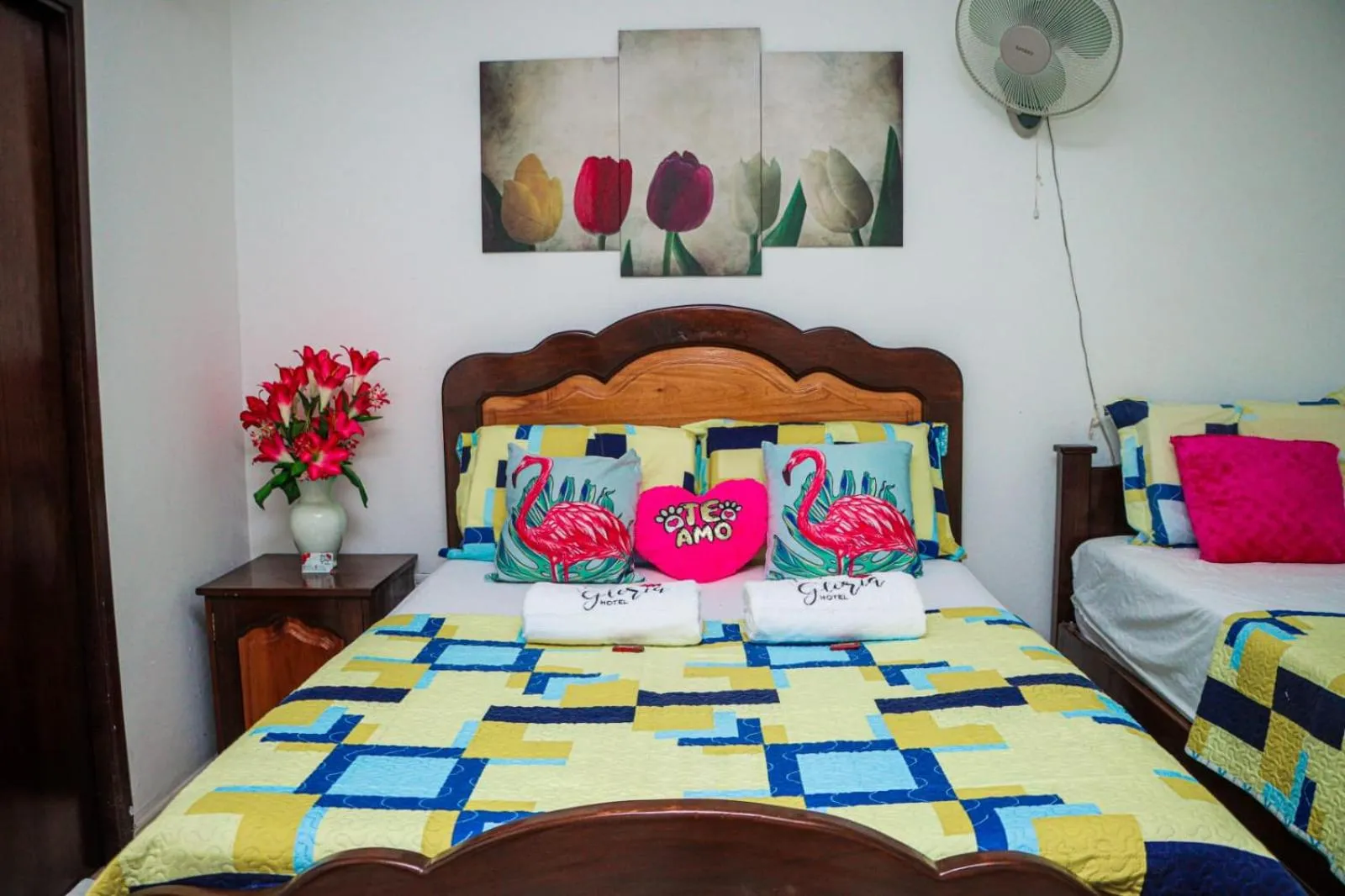 Bed in Hotel Flor Gloria