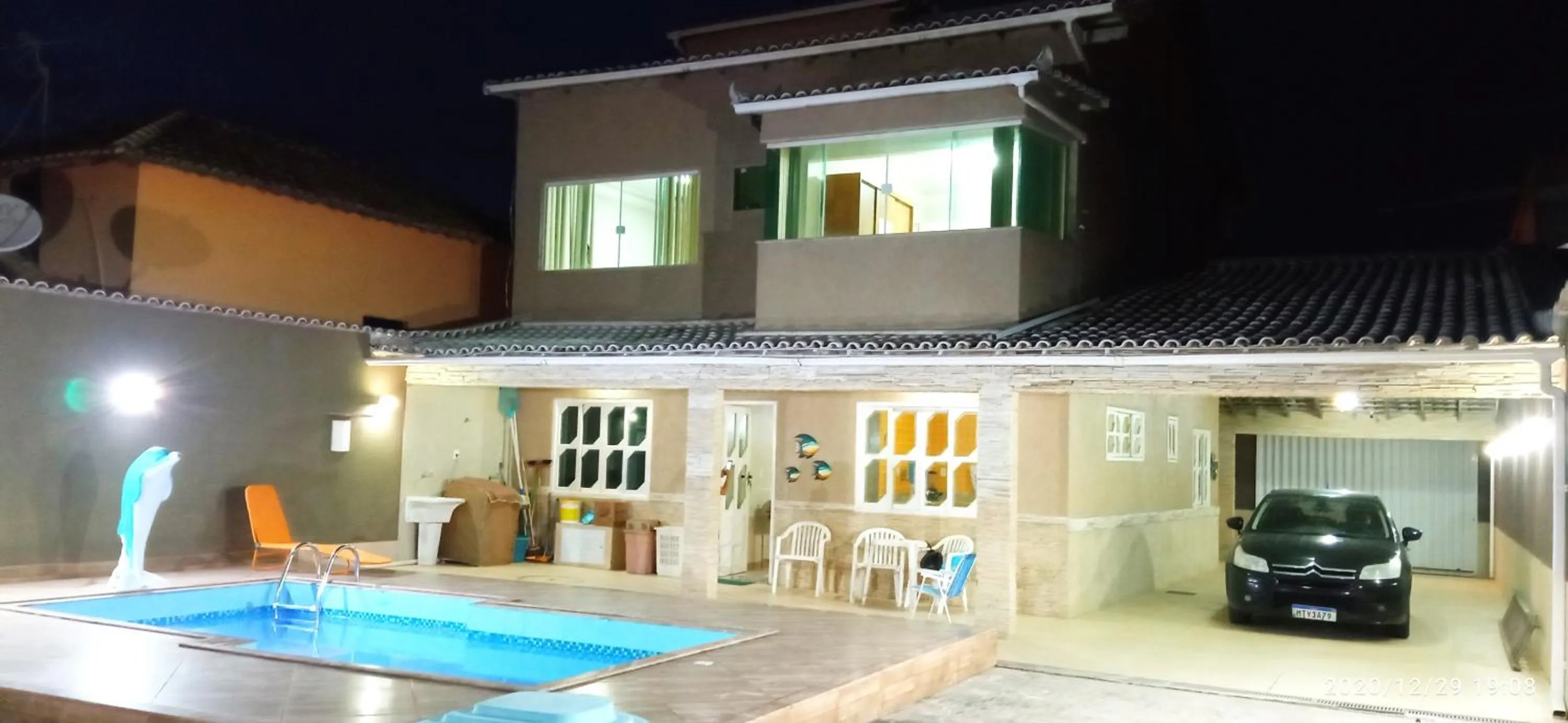 Casa temporada Rio das Ostras - Garagem - Piscina - Wi-fi - Cozinha Completa - Sky e Netflix - Ar condionado
