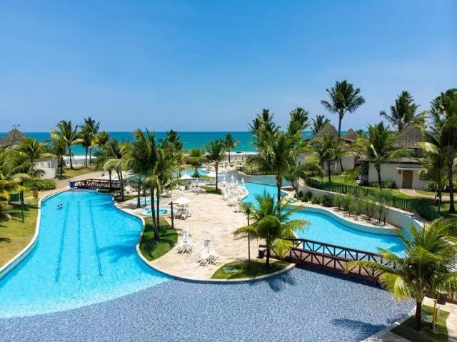 Swimming pool in Beach Class Resort Muro Alto - Piscinas Naturais