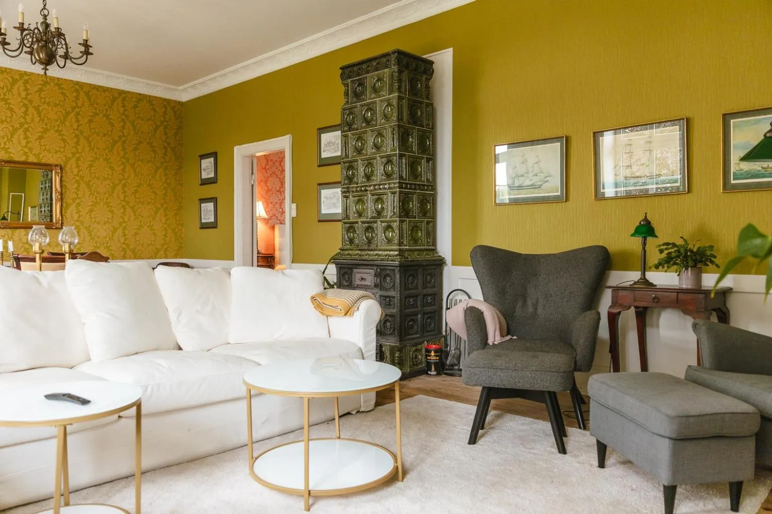 Communal lounge/ TV room in Lindegaarden Kollund