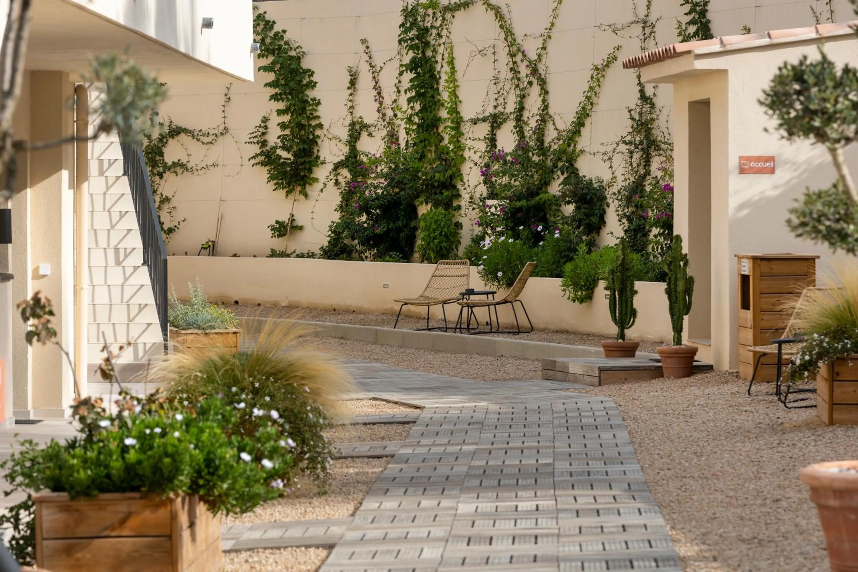 Inner courtyard view in Casa Marina Cargèse