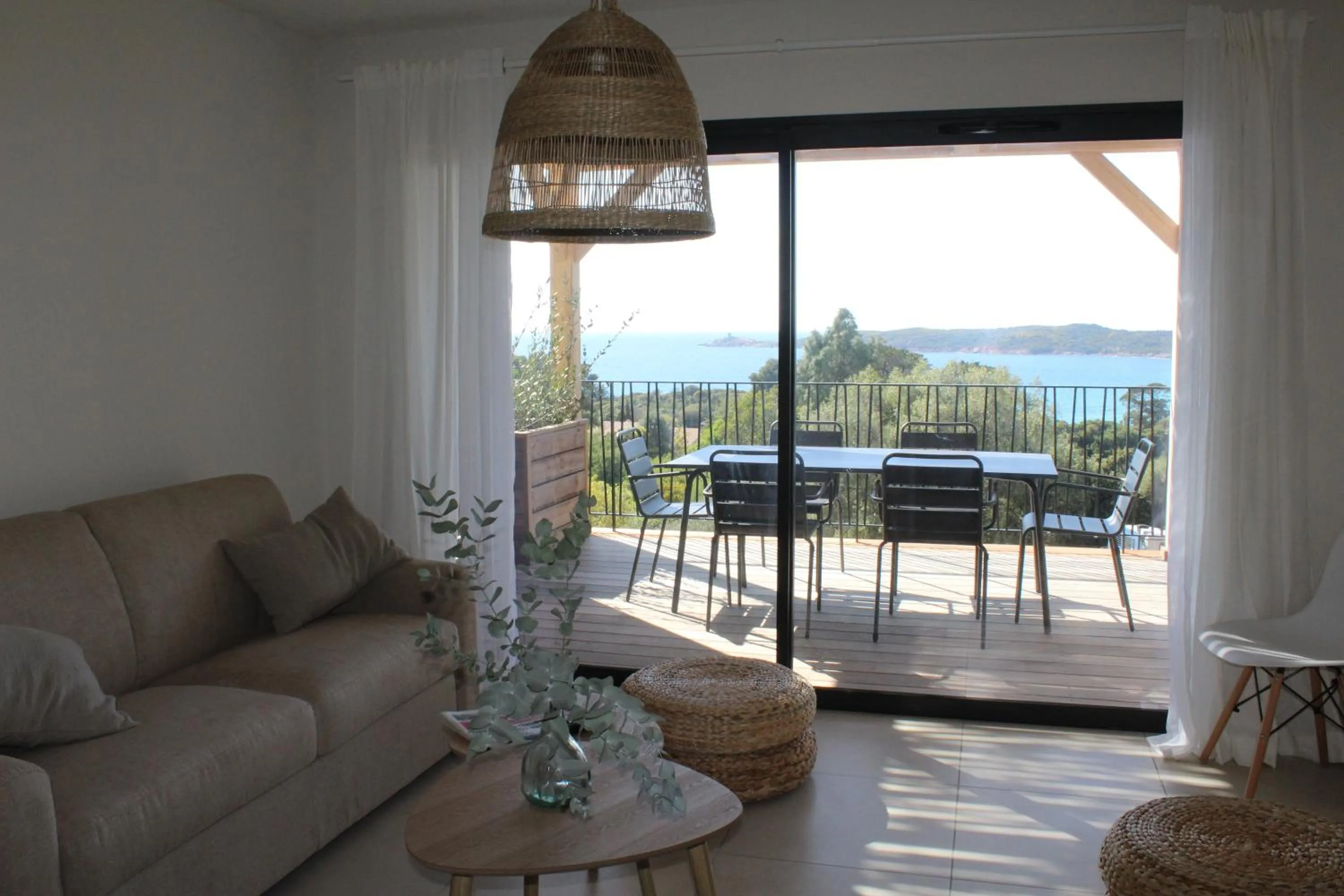 Seating area in Casa Marina Cargèse
