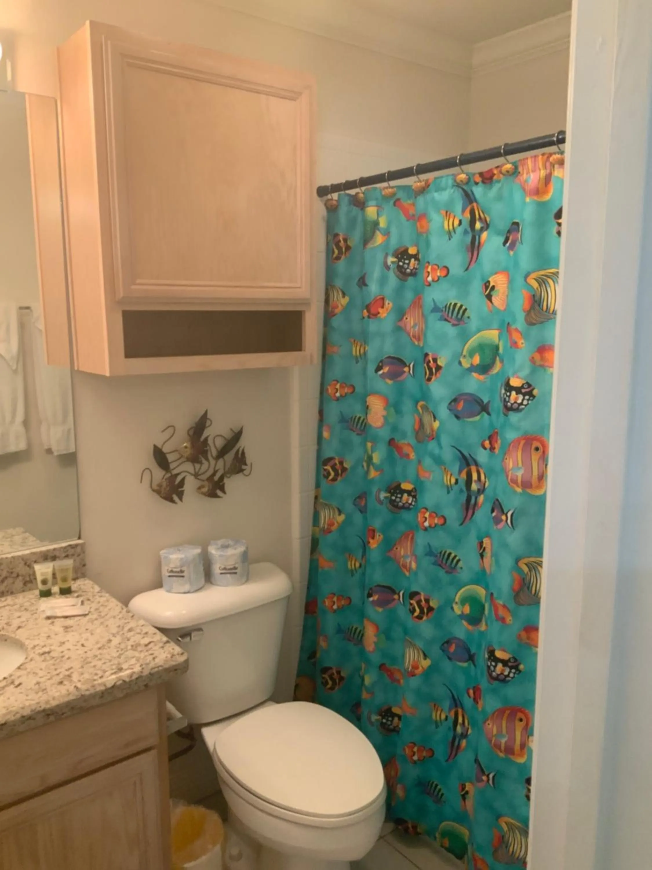 Bathroom in Sea Dancer #9