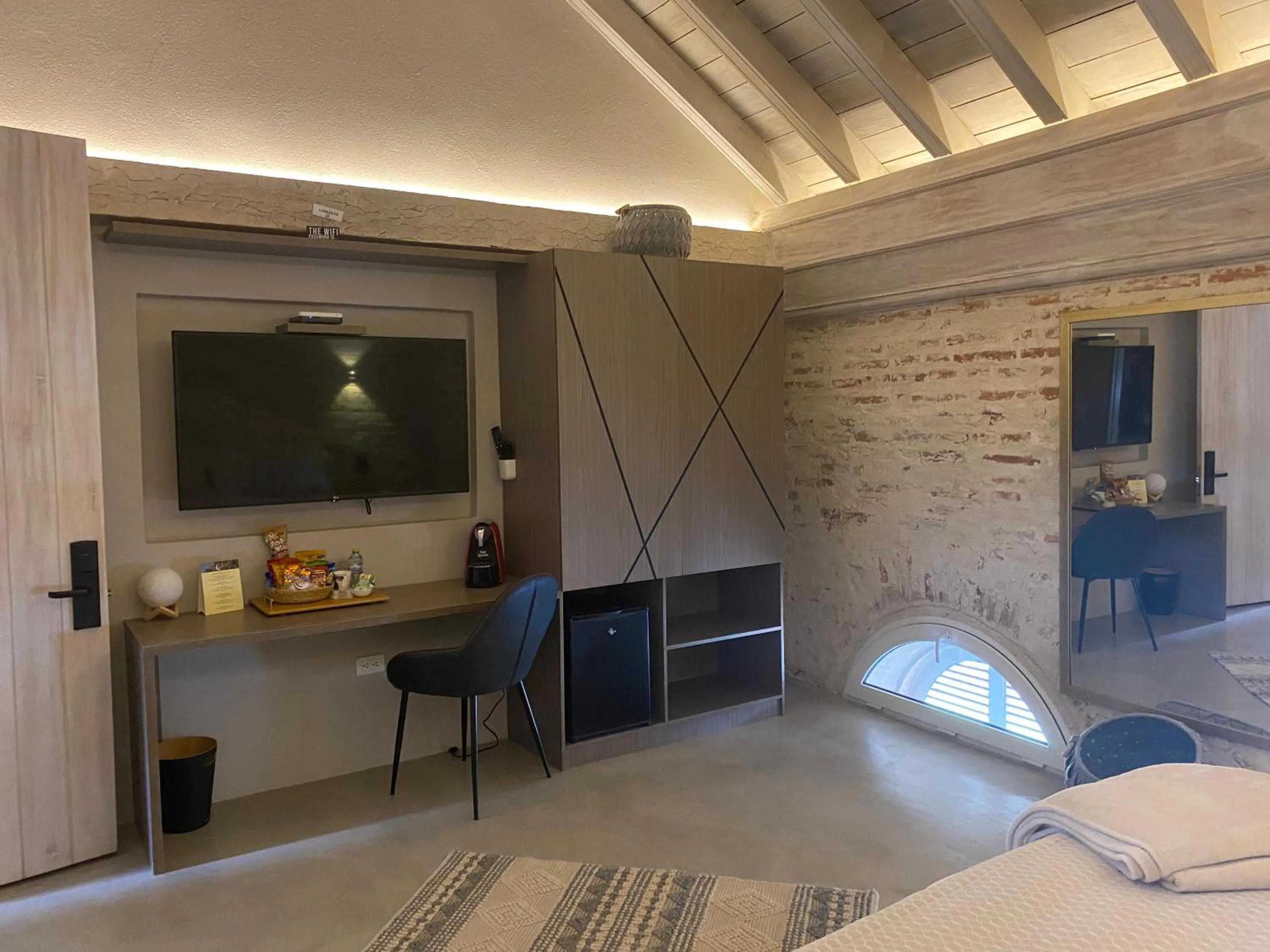 Photo of the whole room, Bed in Lunalá Hotel Boutique