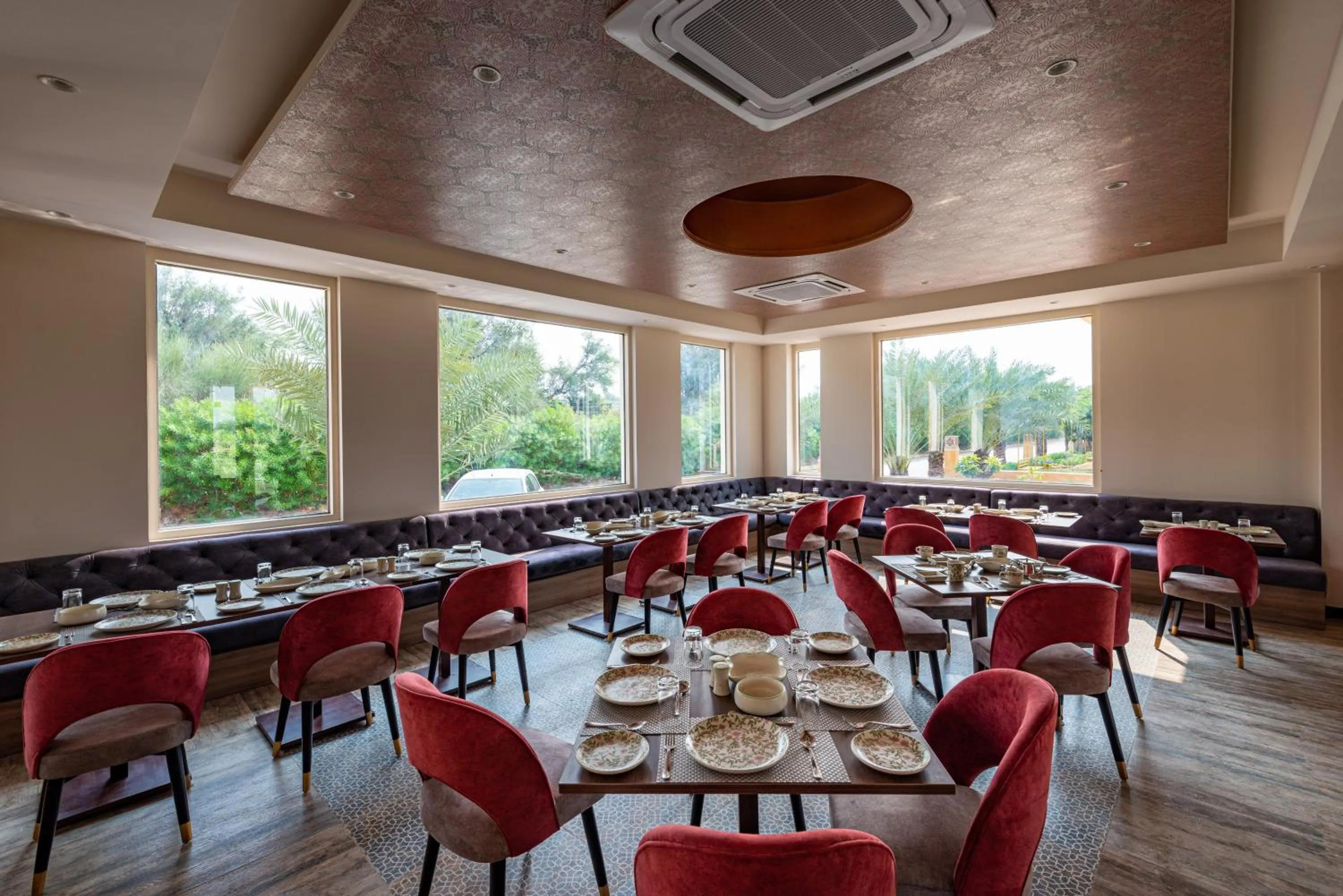 Restaurant/places to eat in Anand Bagh Resort & Spa by Ananta