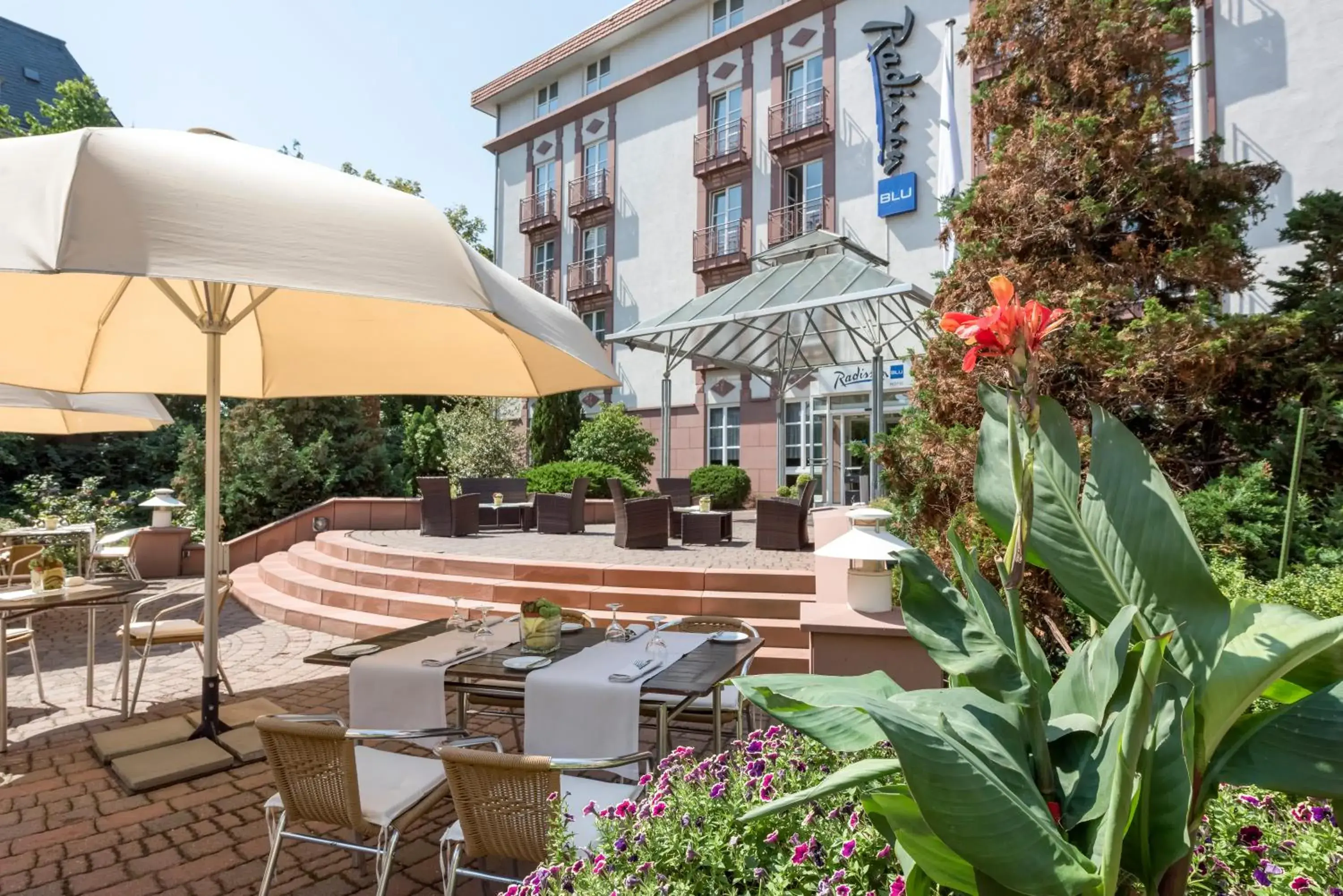 Facade/entrance in Radisson Blu Hotel Halle-Merseburg Facade/entrance in Radisson Blu Hotel Halle-Merseburg