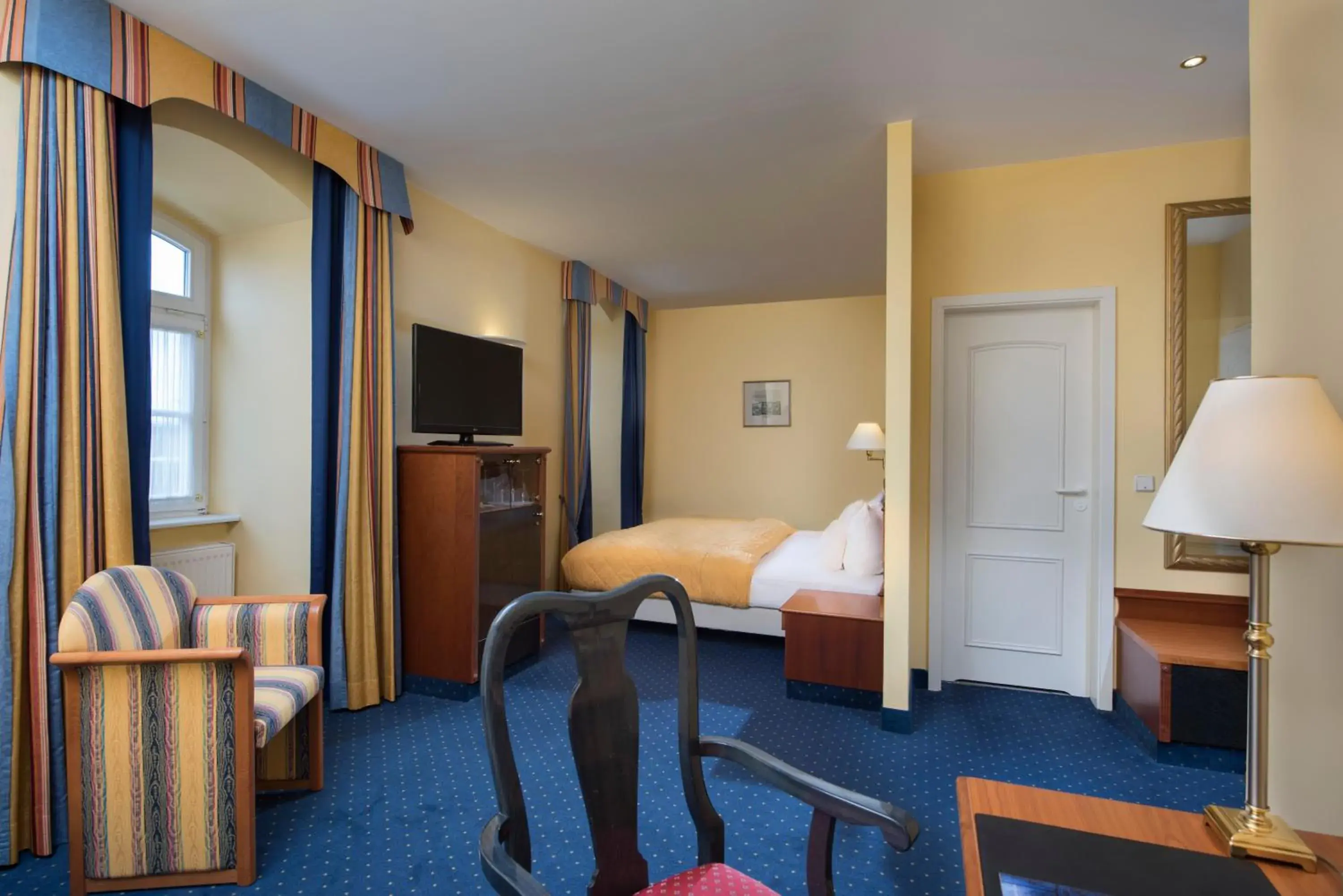 Photo of the whole room, Bed in Radisson Blu Hotel Halle-Merseburg Photo of the whole room, Bed in Radisson Blu Hotel Halle-Merseburg