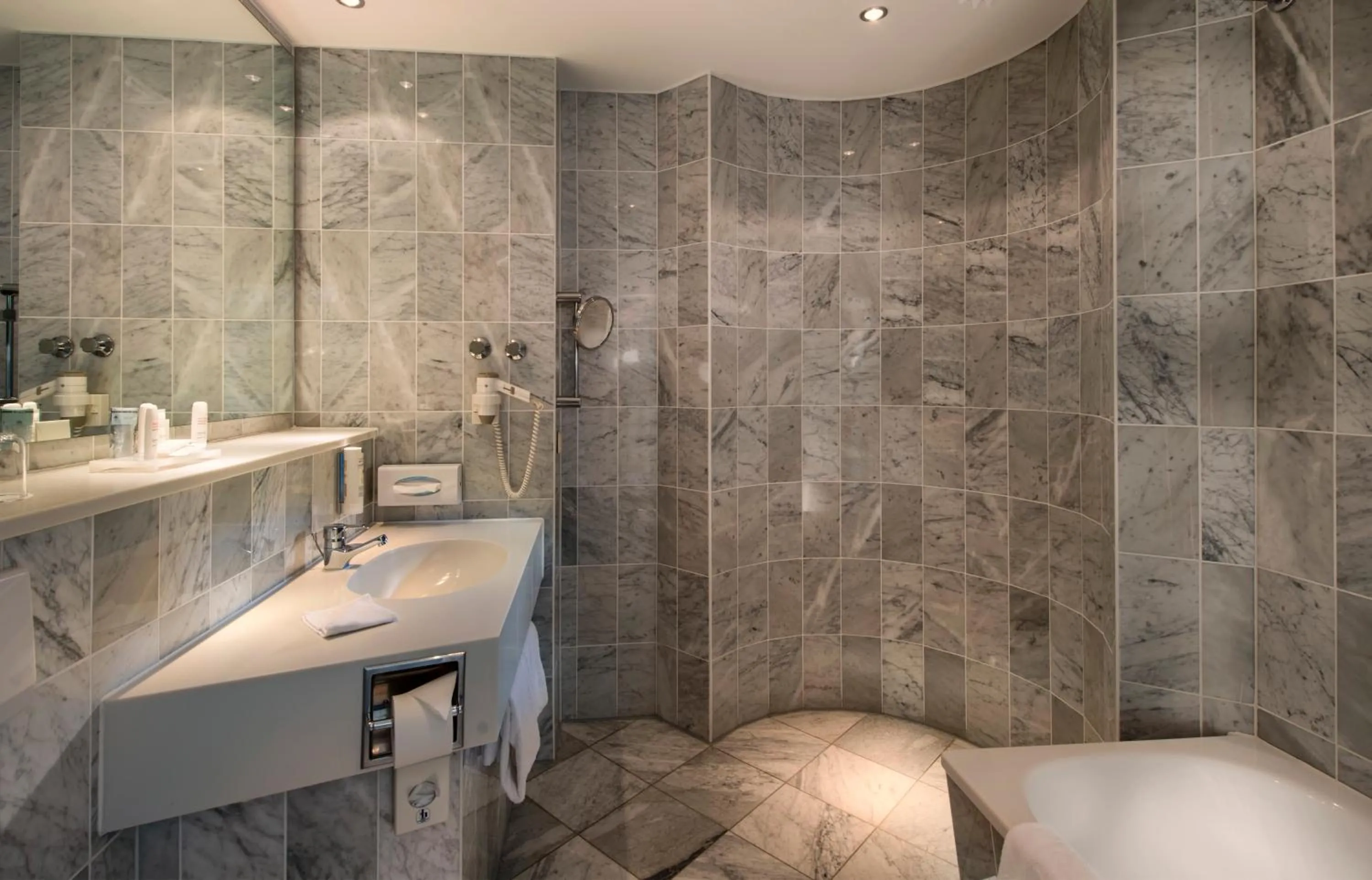 Bathroom in Radisson Blu Hotel Halle-Merseburg