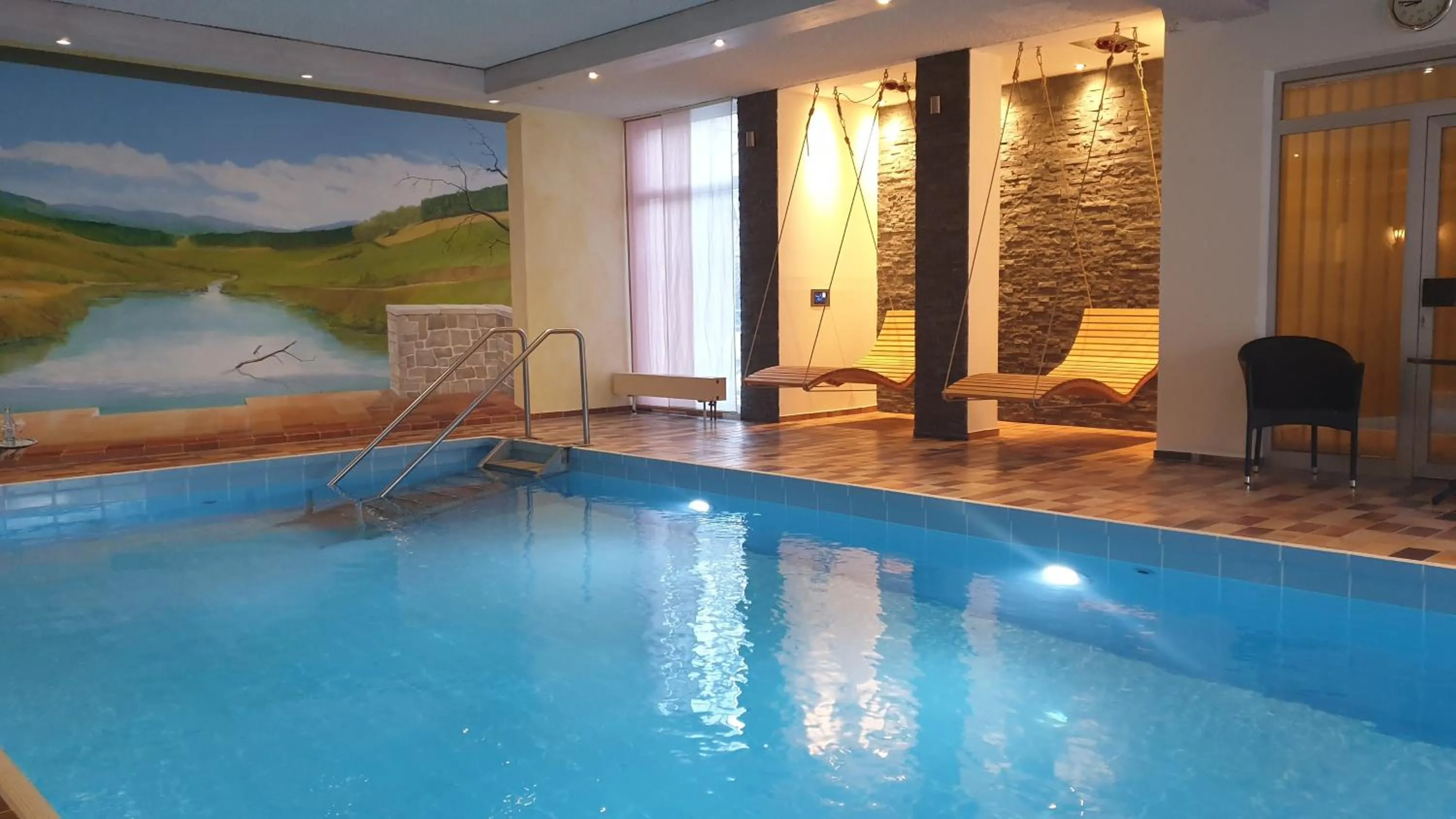 Swimming pool in Hotel Hanses-Bräutigam