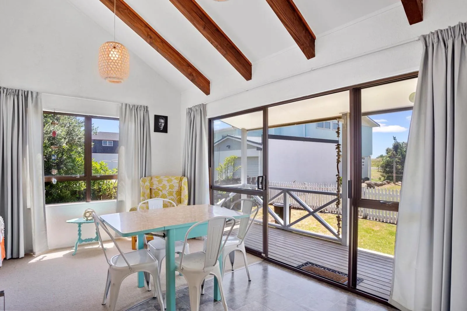 Coastal Charm - Waihi Beach Holiday Home