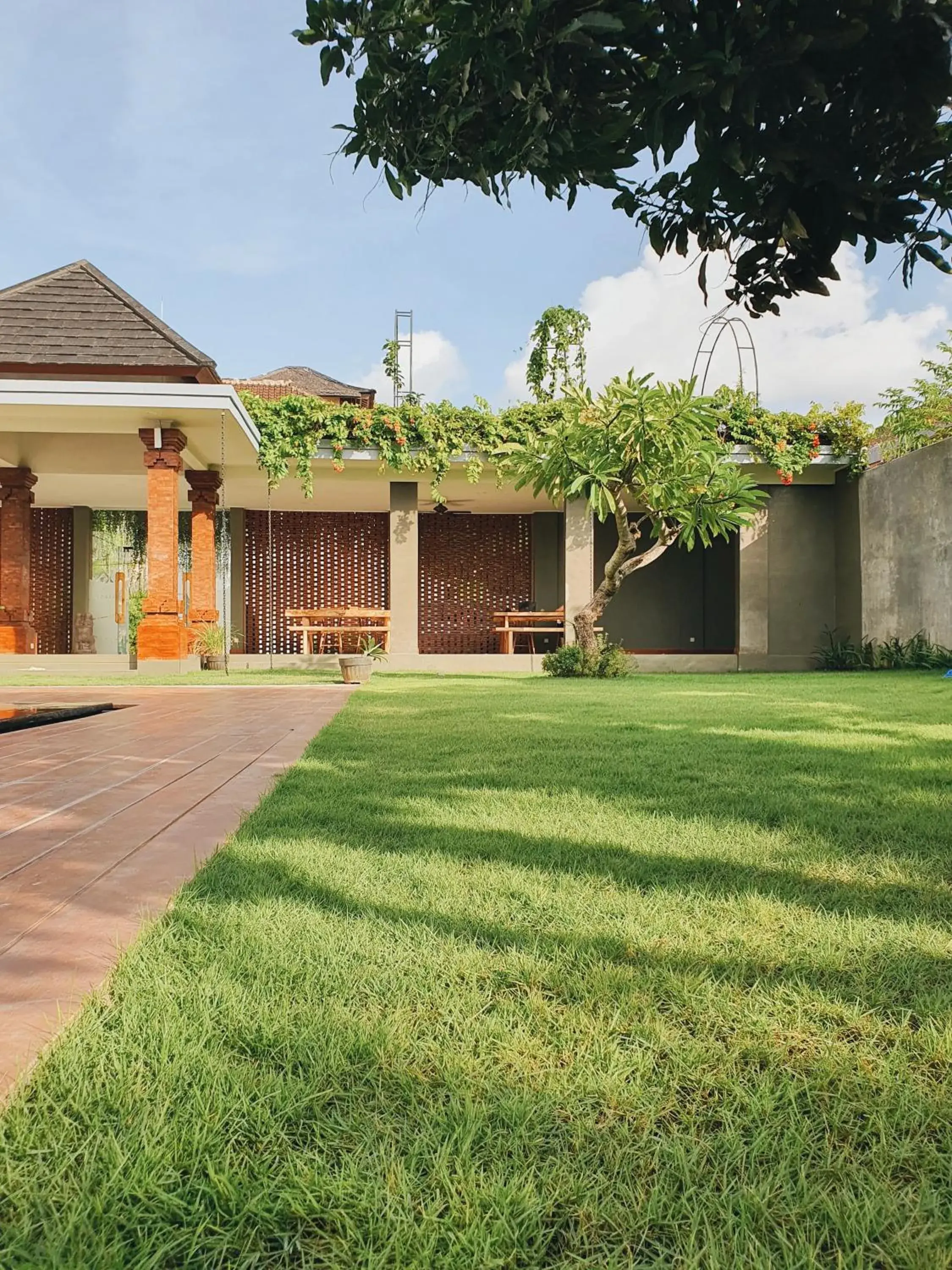 Property building in RakaAyu Kuta Property building in RakaAyu Kuta
