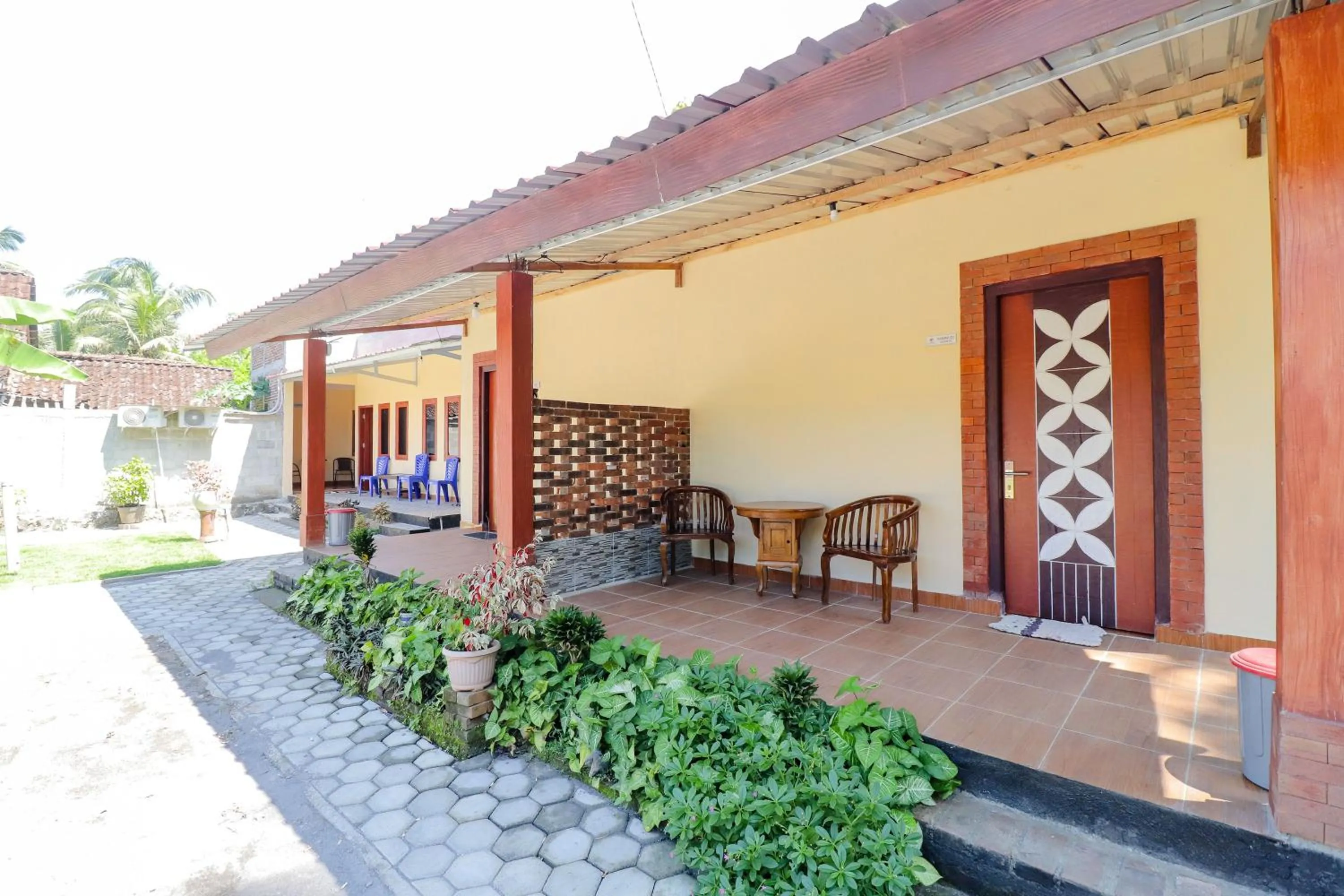 Property building in Omah Rohadi Syariah by Ndalem Beong