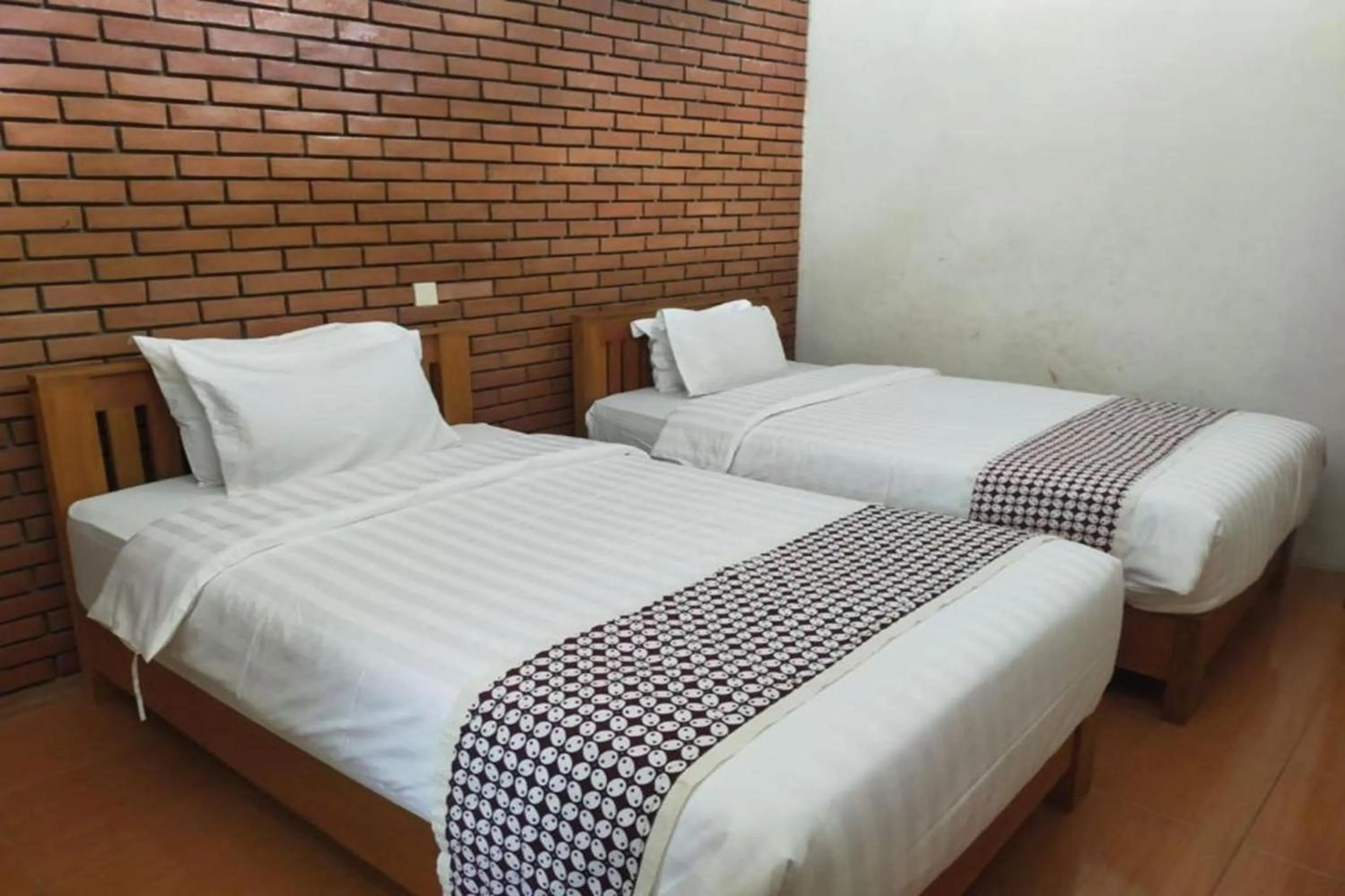 Bedroom, Bed in Omah Rohadi Syariah by Ndalem Beong