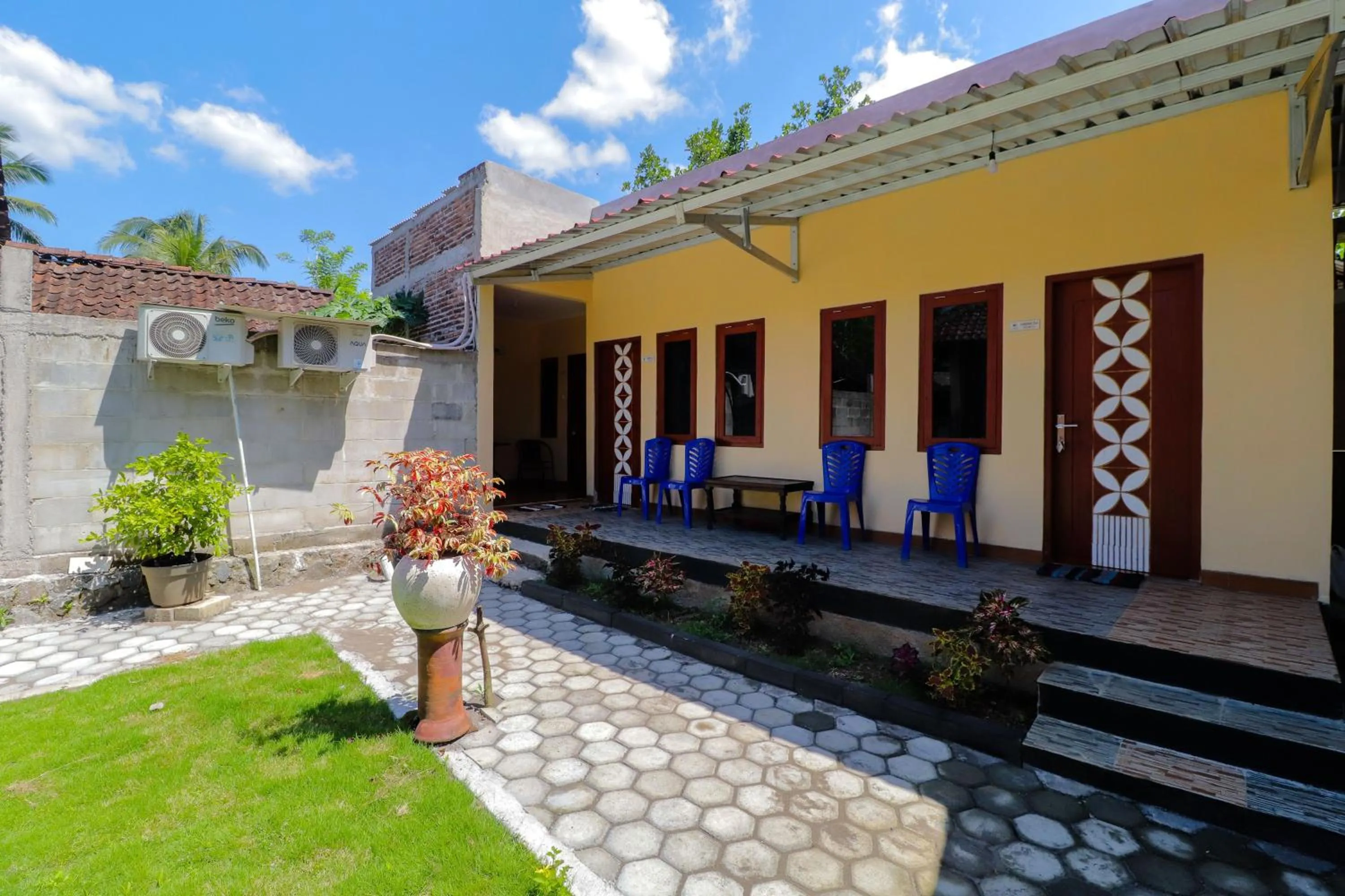 Property building in Omah Rohadi Syariah by Ndalem Beong