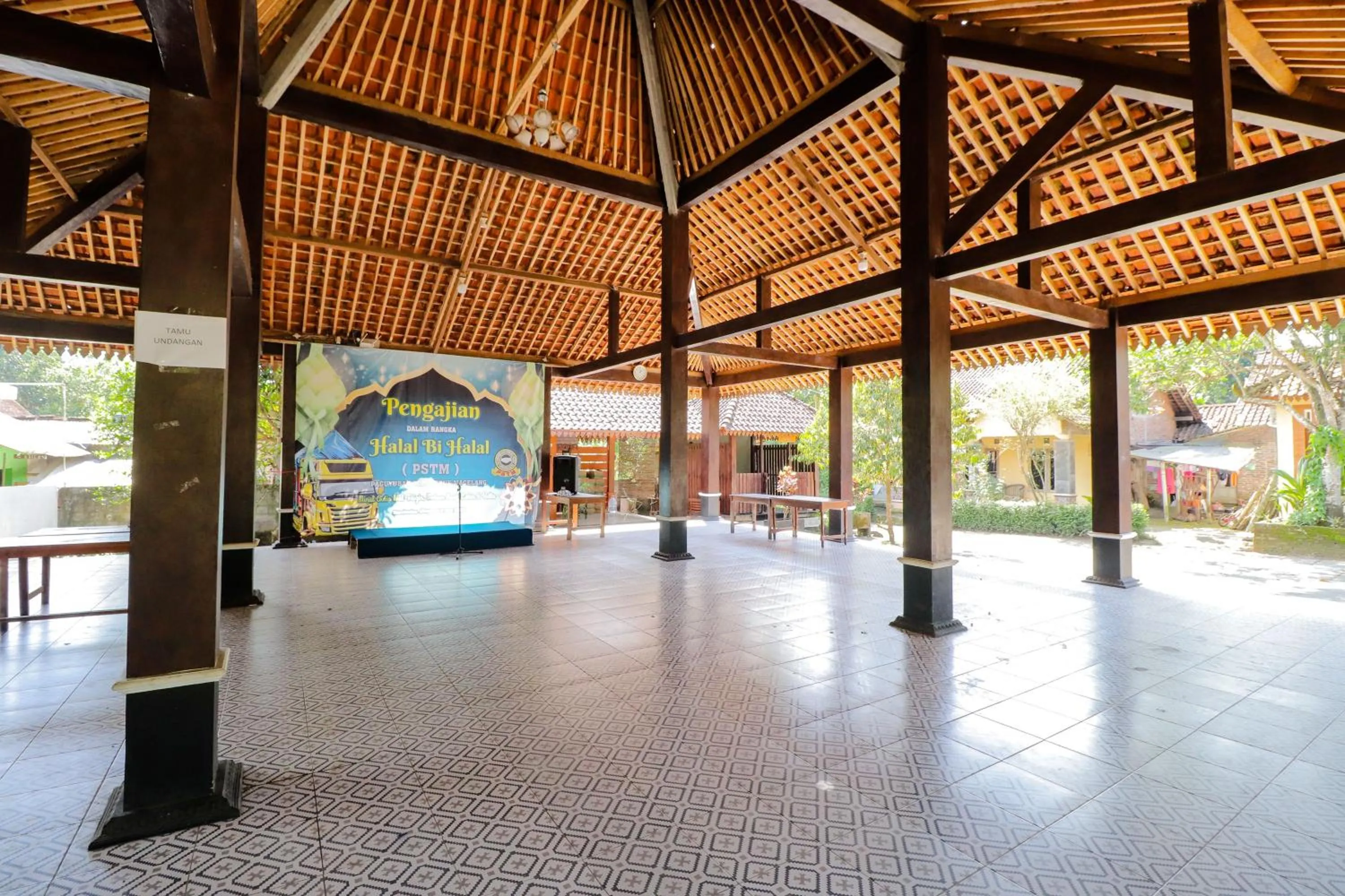 Property building in Omah Rohadi Syariah by Ndalem Beong