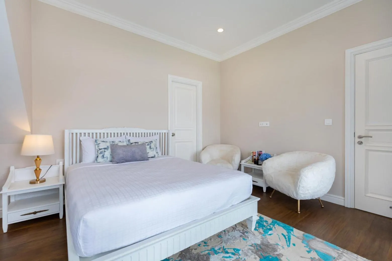 Bed in RANG DONG VILLAS
