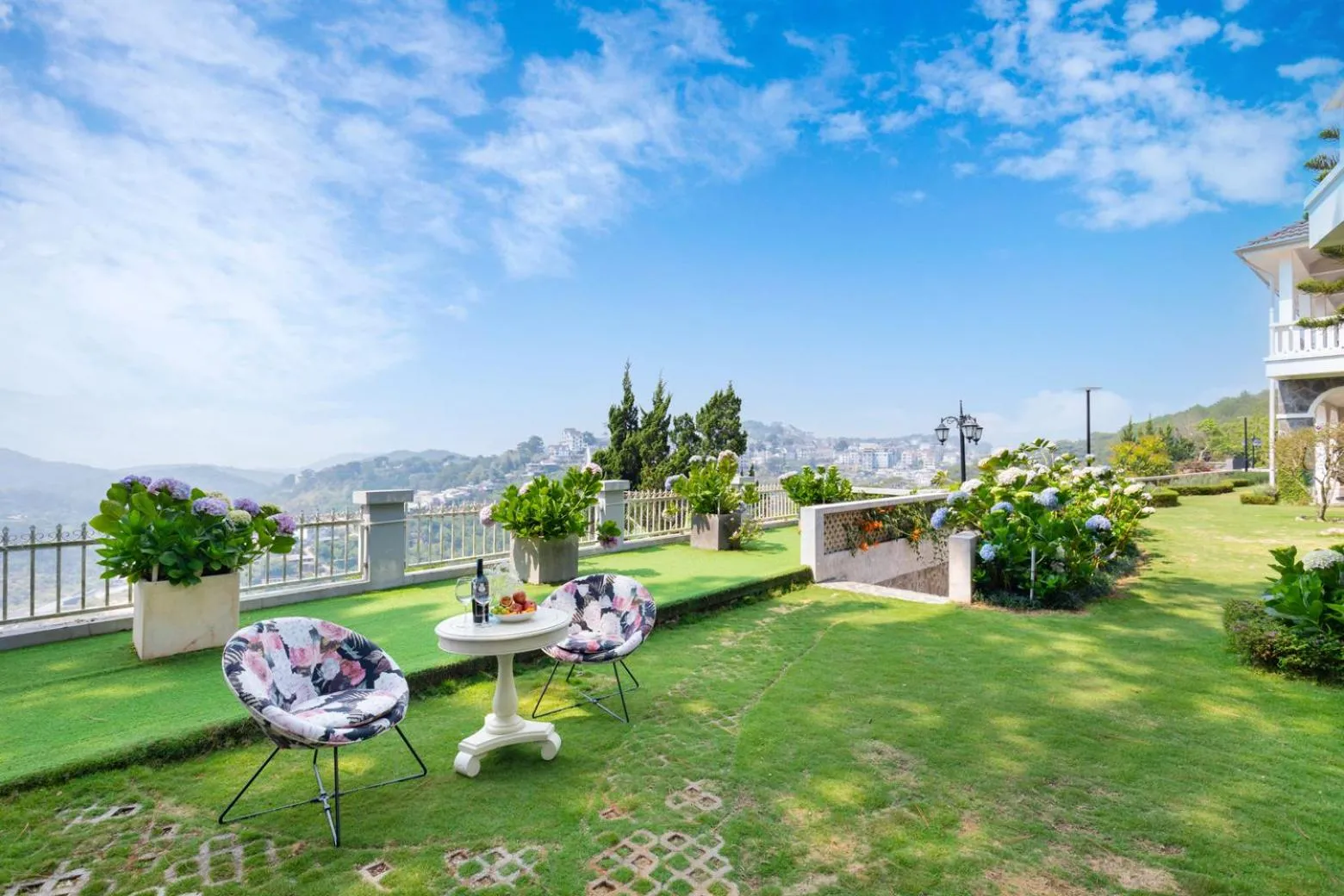 Garden in RANG DONG VILLAS